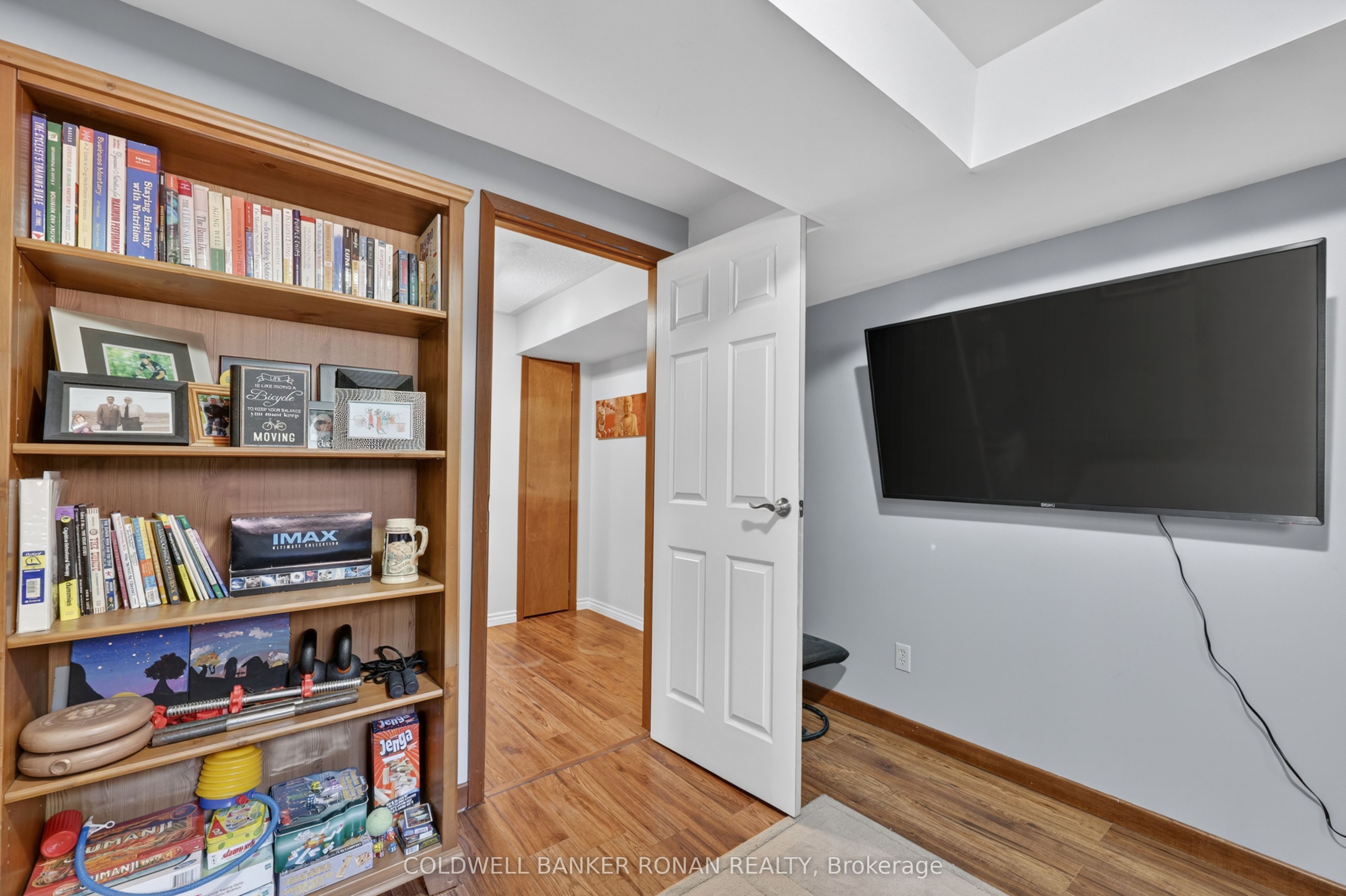132 Queen Street Property Photo 23