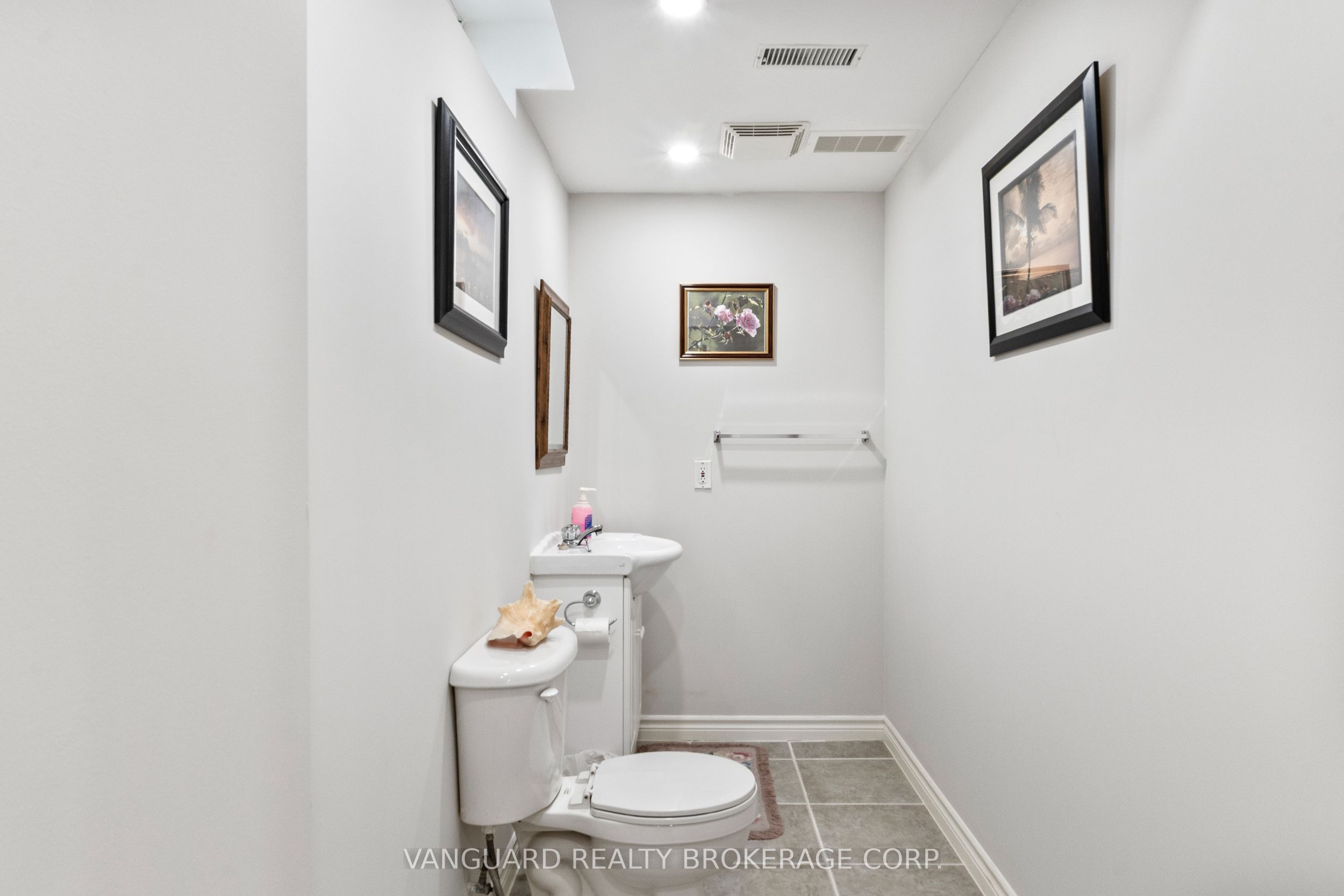 84 Sapphire Drive Property Photo 37