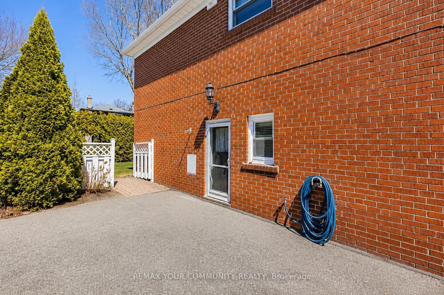 149 Altamira Road Main/lower Property Photo 2