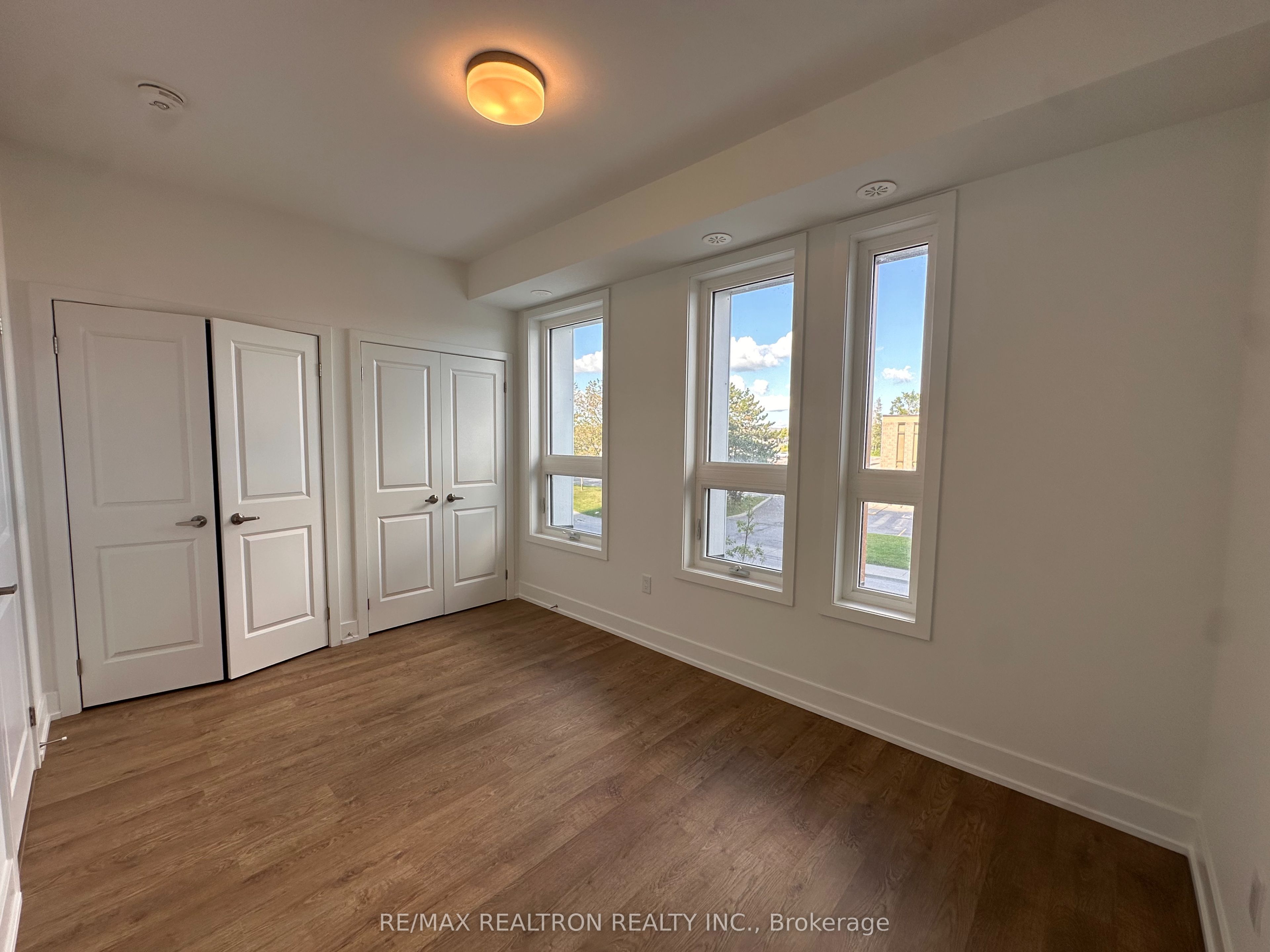 180 Anderson Avenue Th9 Property Photo 19