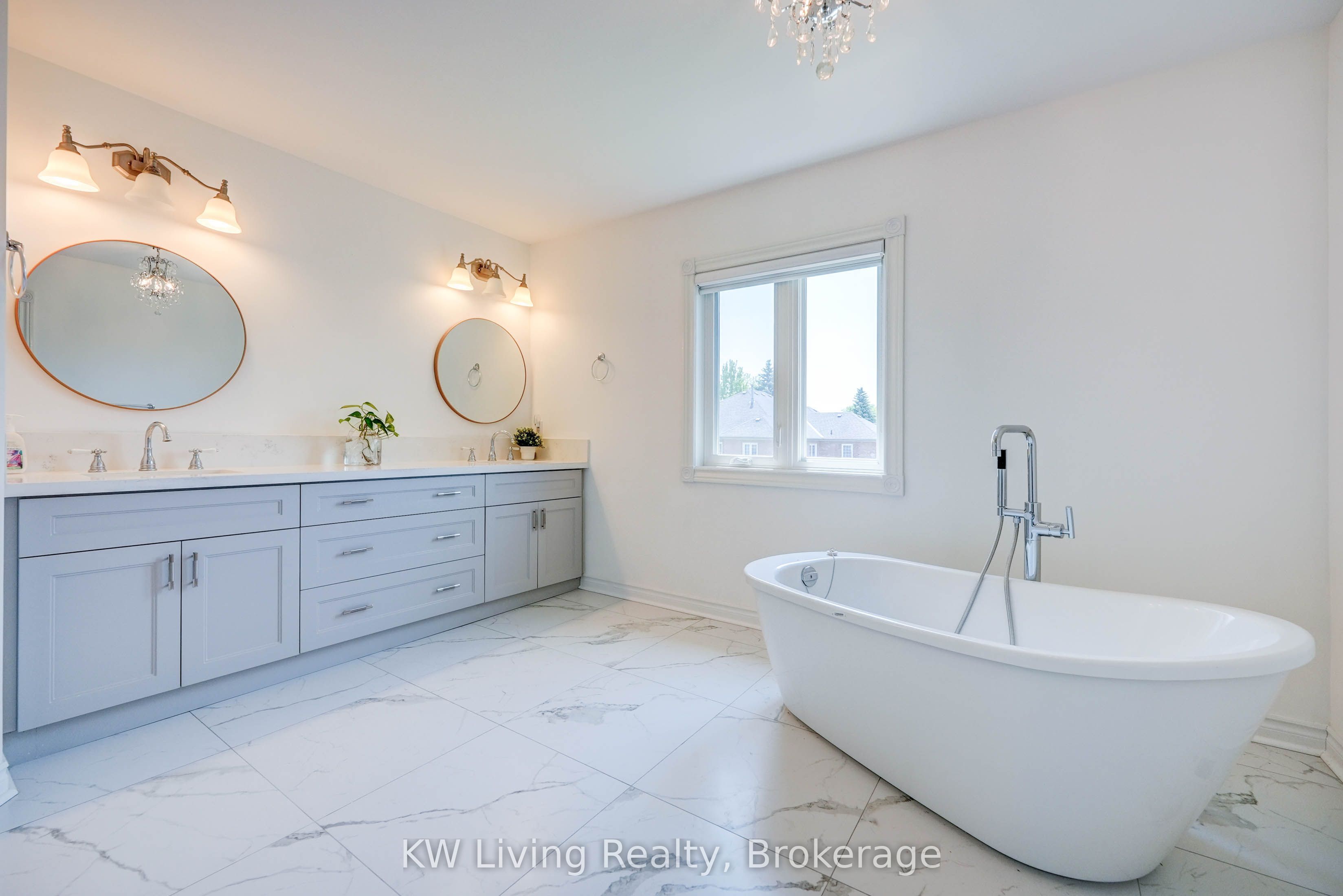 48 Brookshill Crescent Property Photo 23