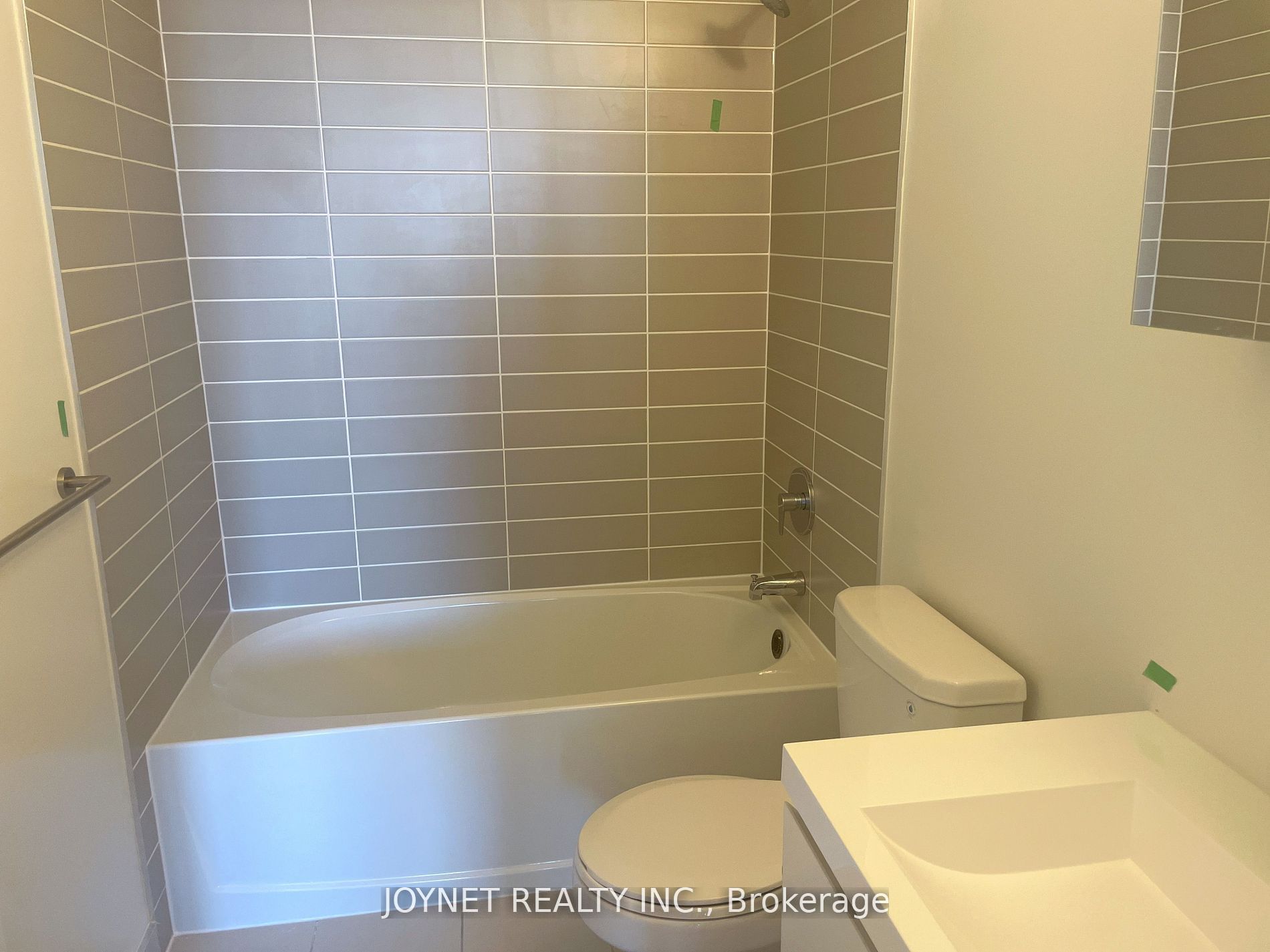 8119 Birchmount Road 1509 Property Photo 4