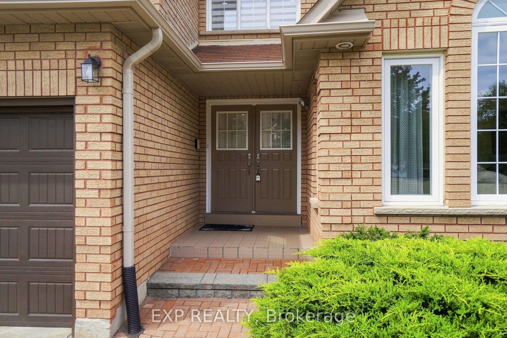 21 Cantex Court Property Photo 3