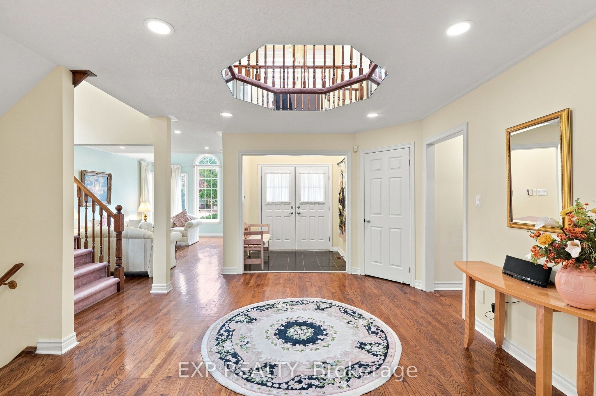 21 Cantex Court Property Photo 5