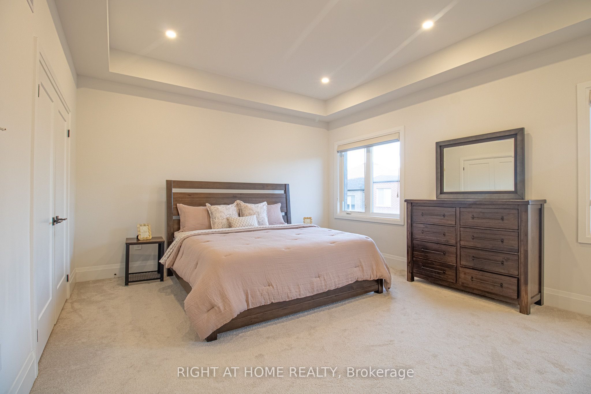 43 Longworth Avenue Property Photo 14
