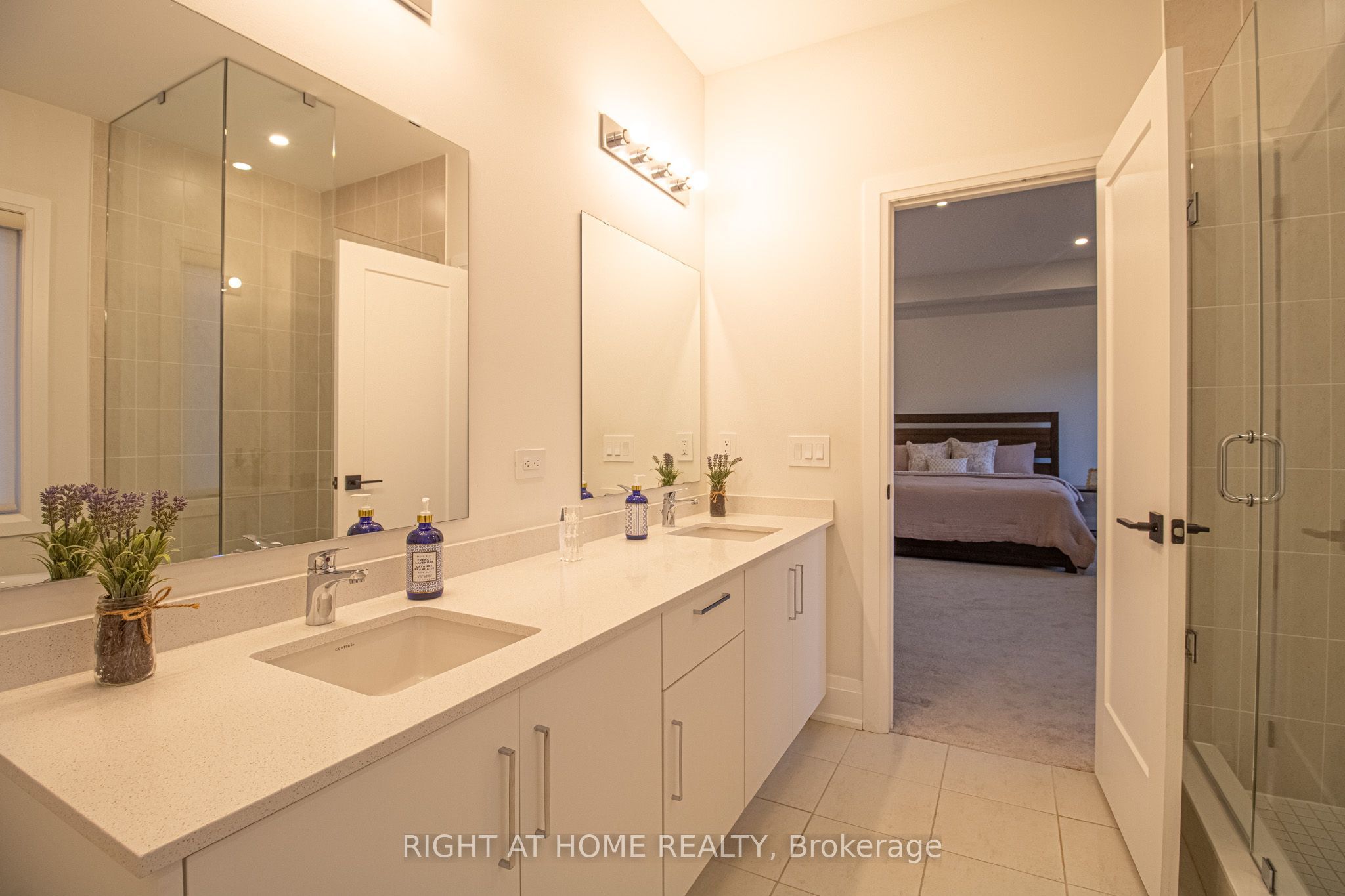 43 Longworth Avenue Property Photo 20