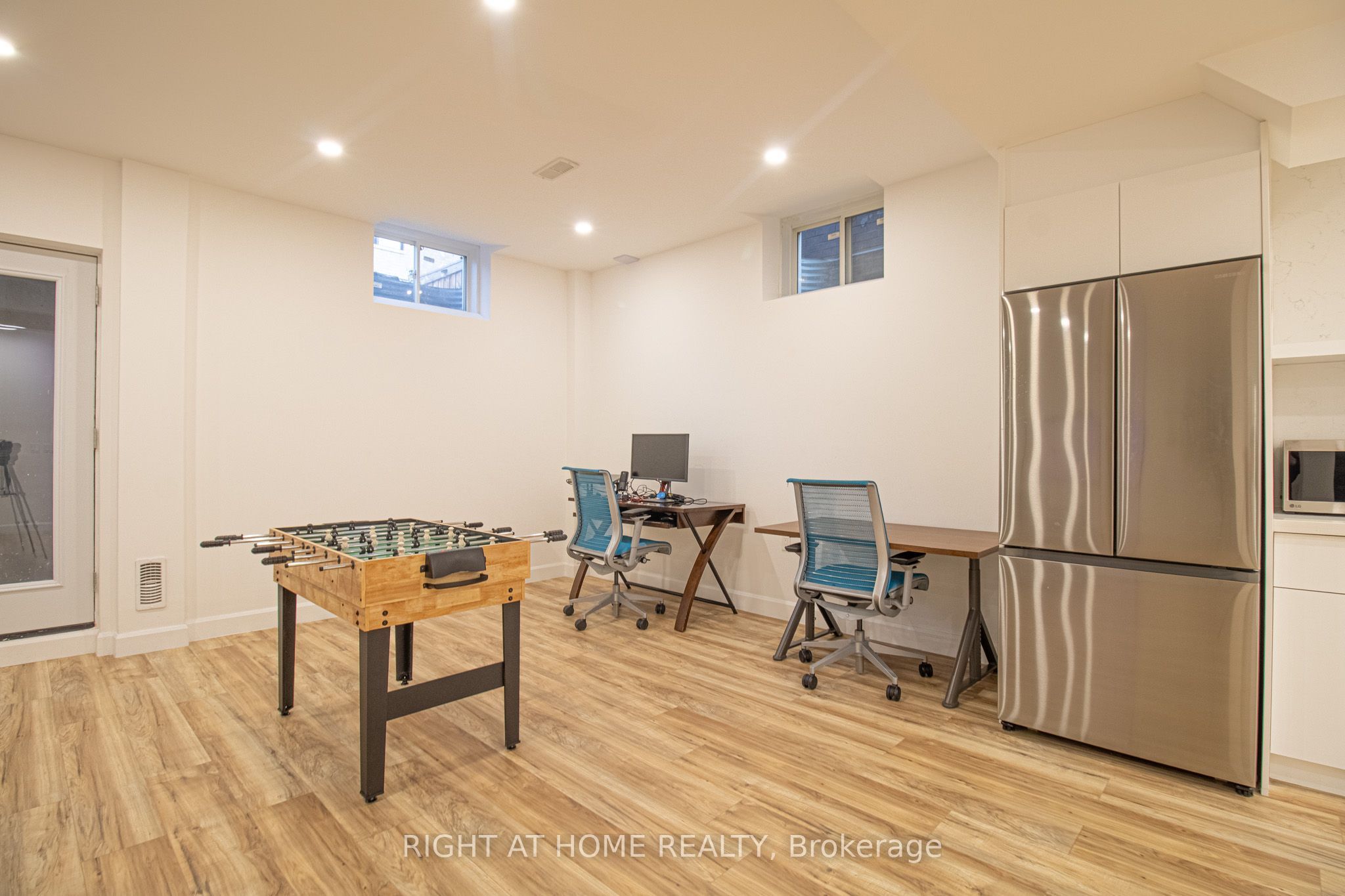 43 Longworth Avenue Property Photo 25