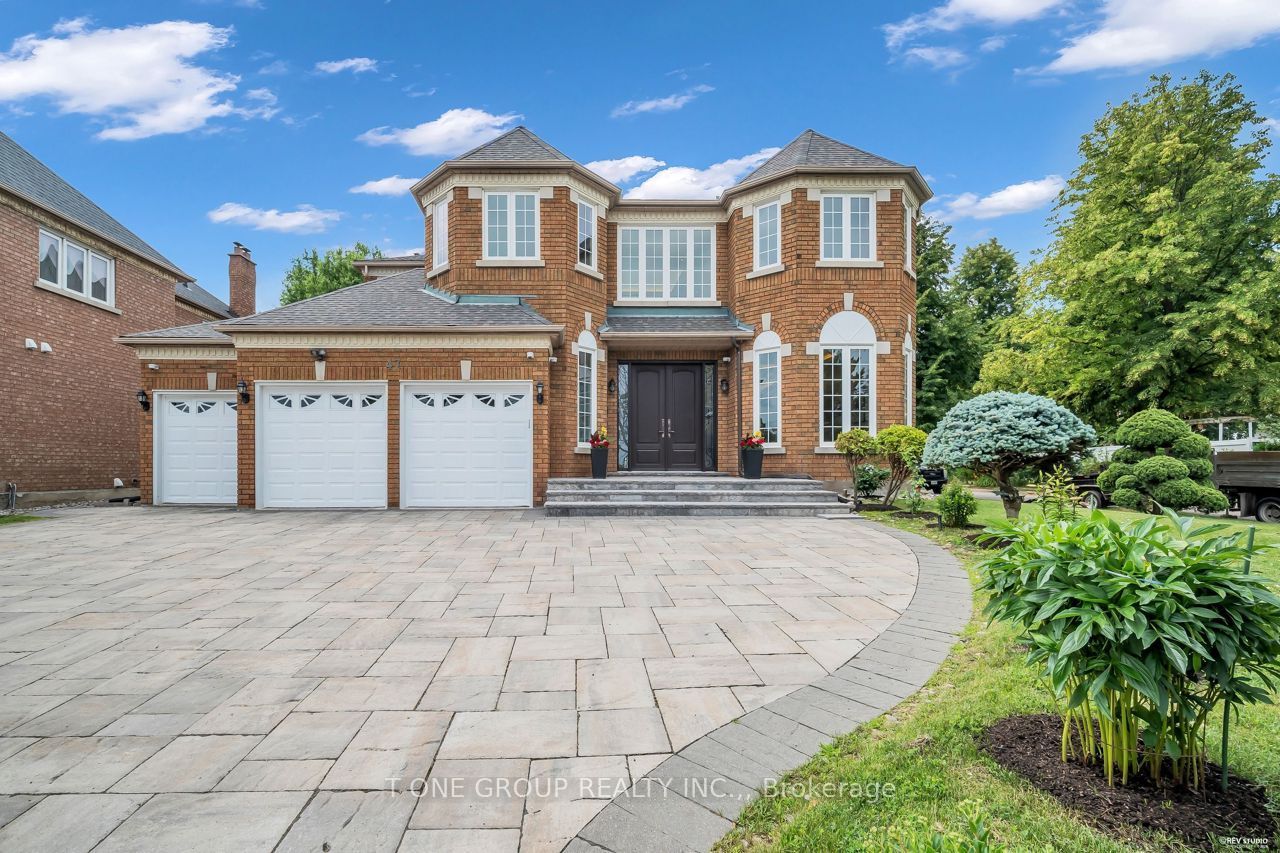 47 Hillhurst Drive