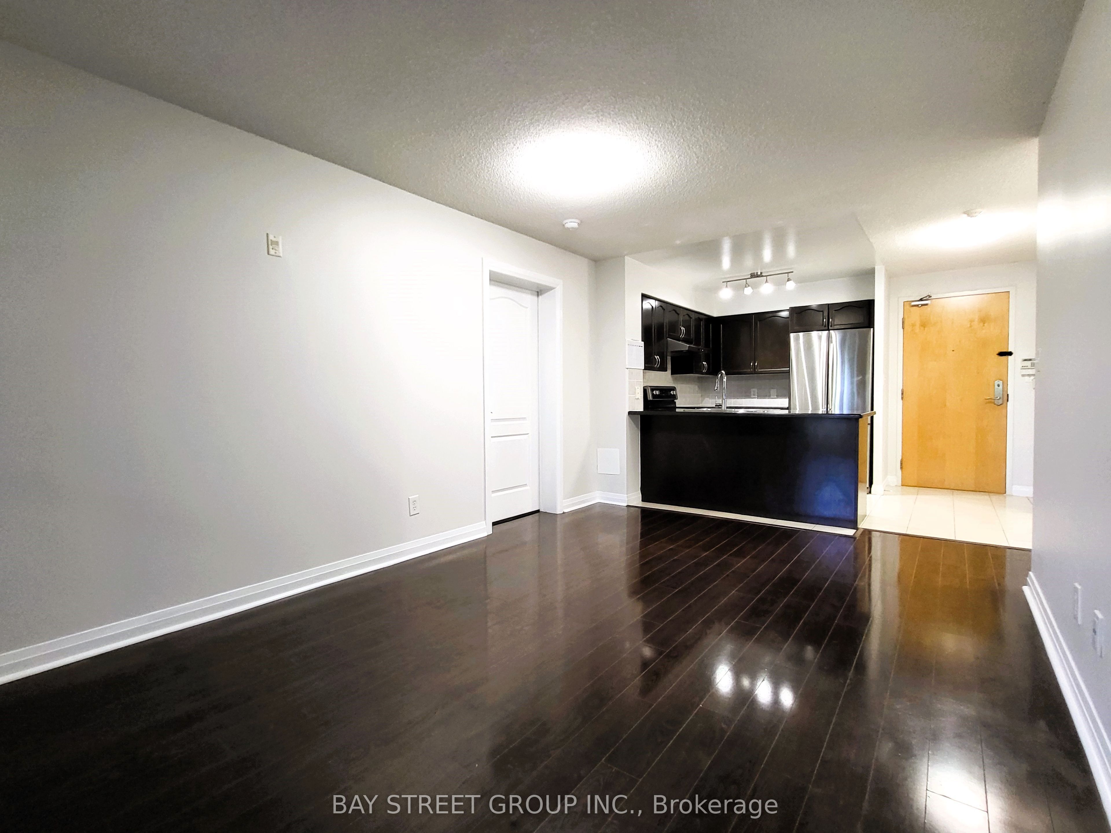 7363 Kennedy Road 209 Property Photo 12