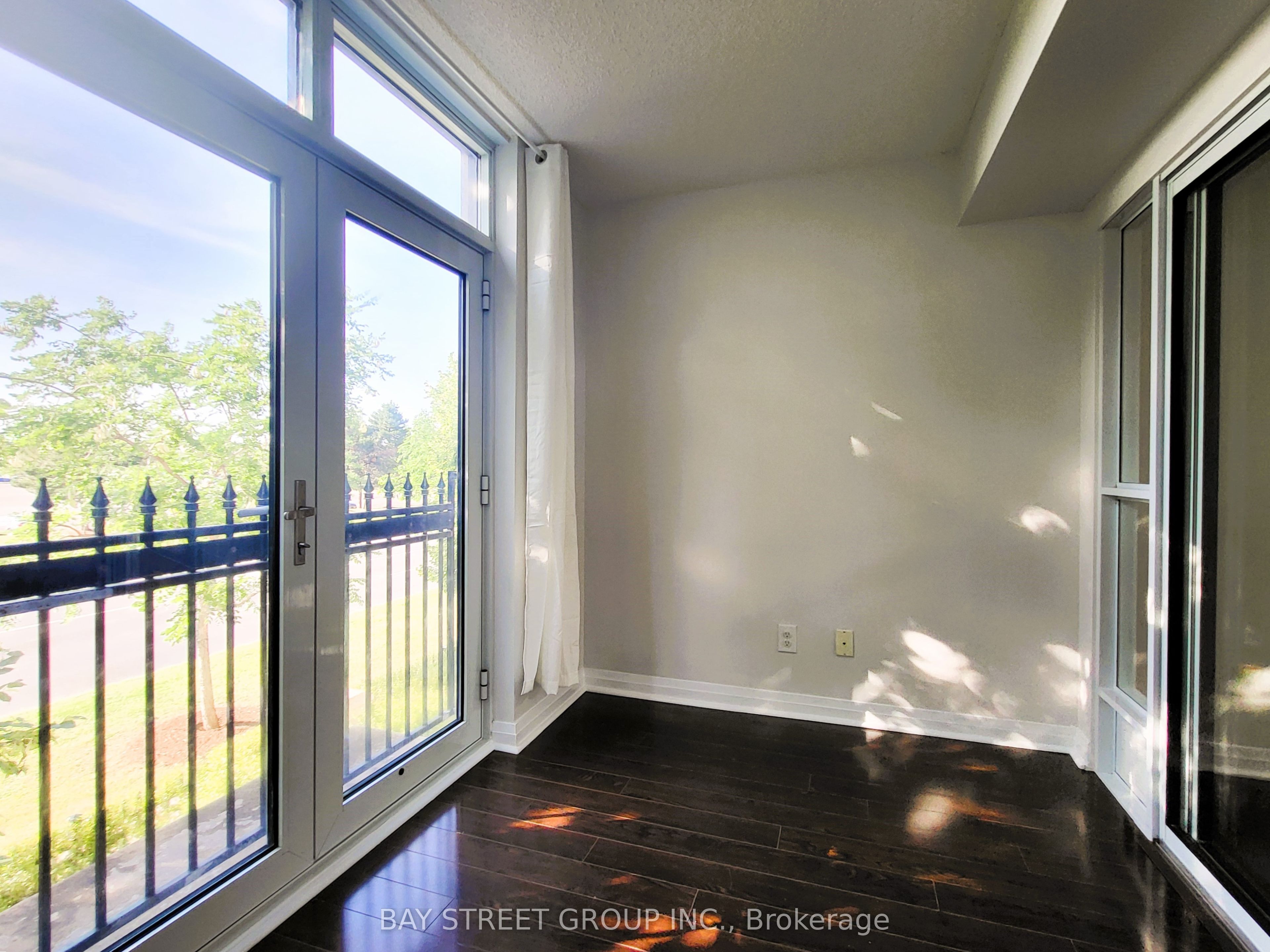 7363 Kennedy Road 209 Property Photo 14