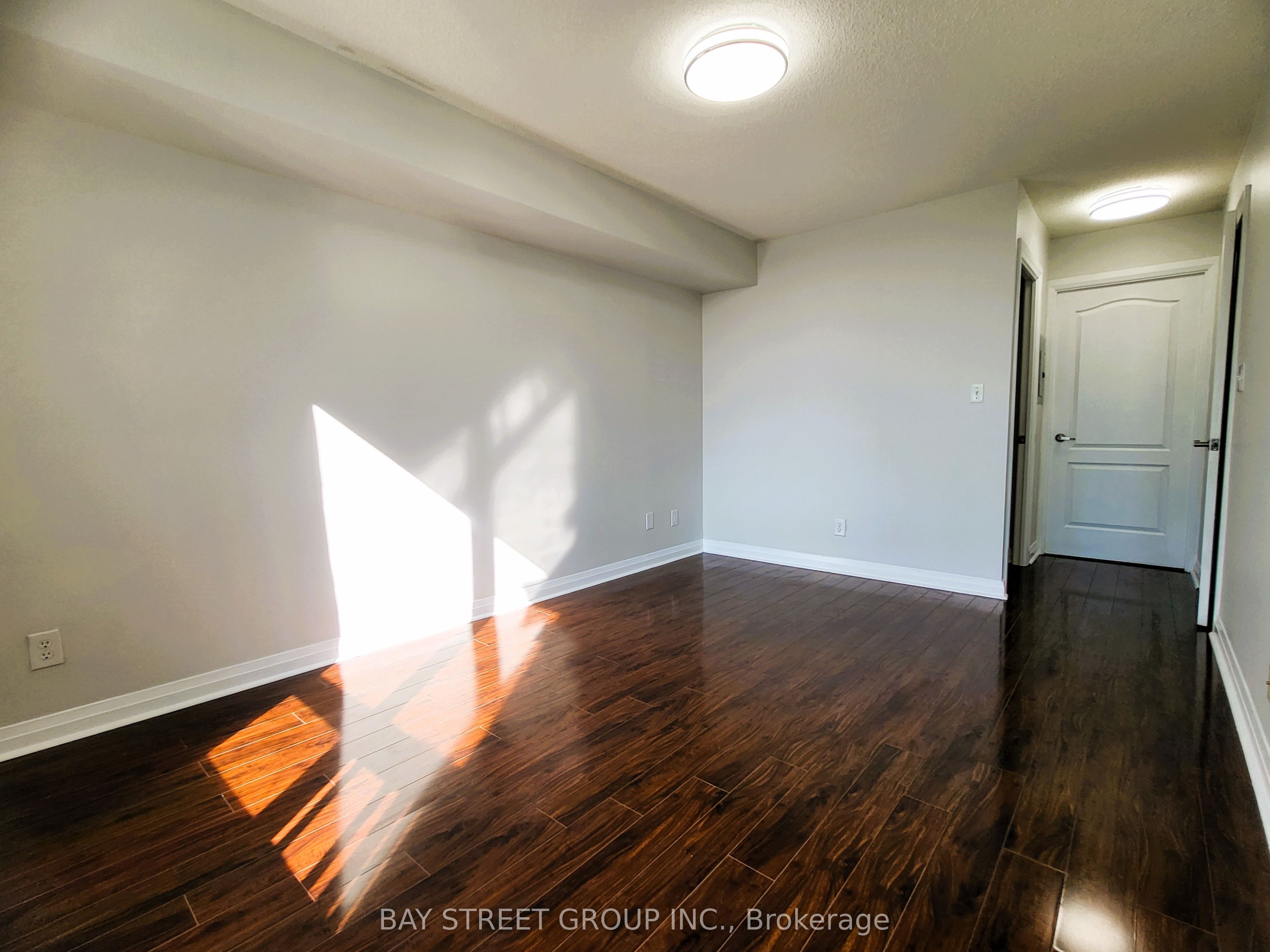 7363 Kennedy Road 209 Property Photo 18
