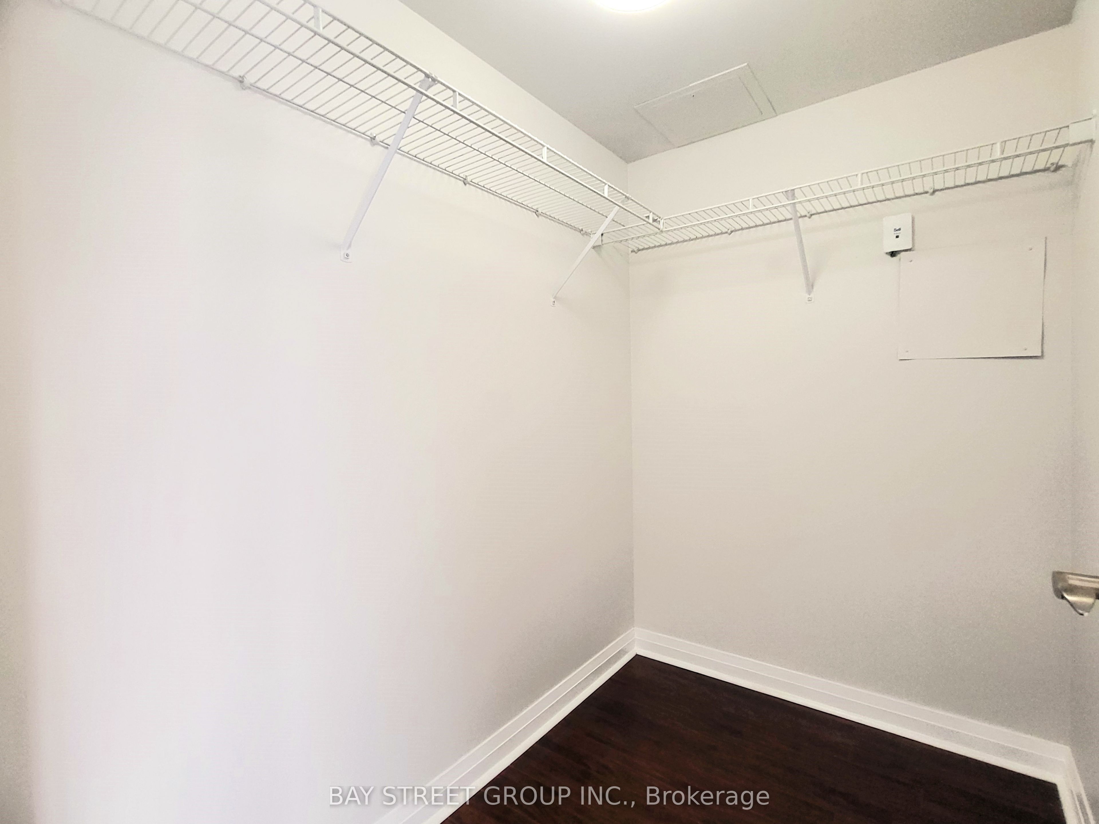 7363 Kennedy Road 209 Property Photo 28