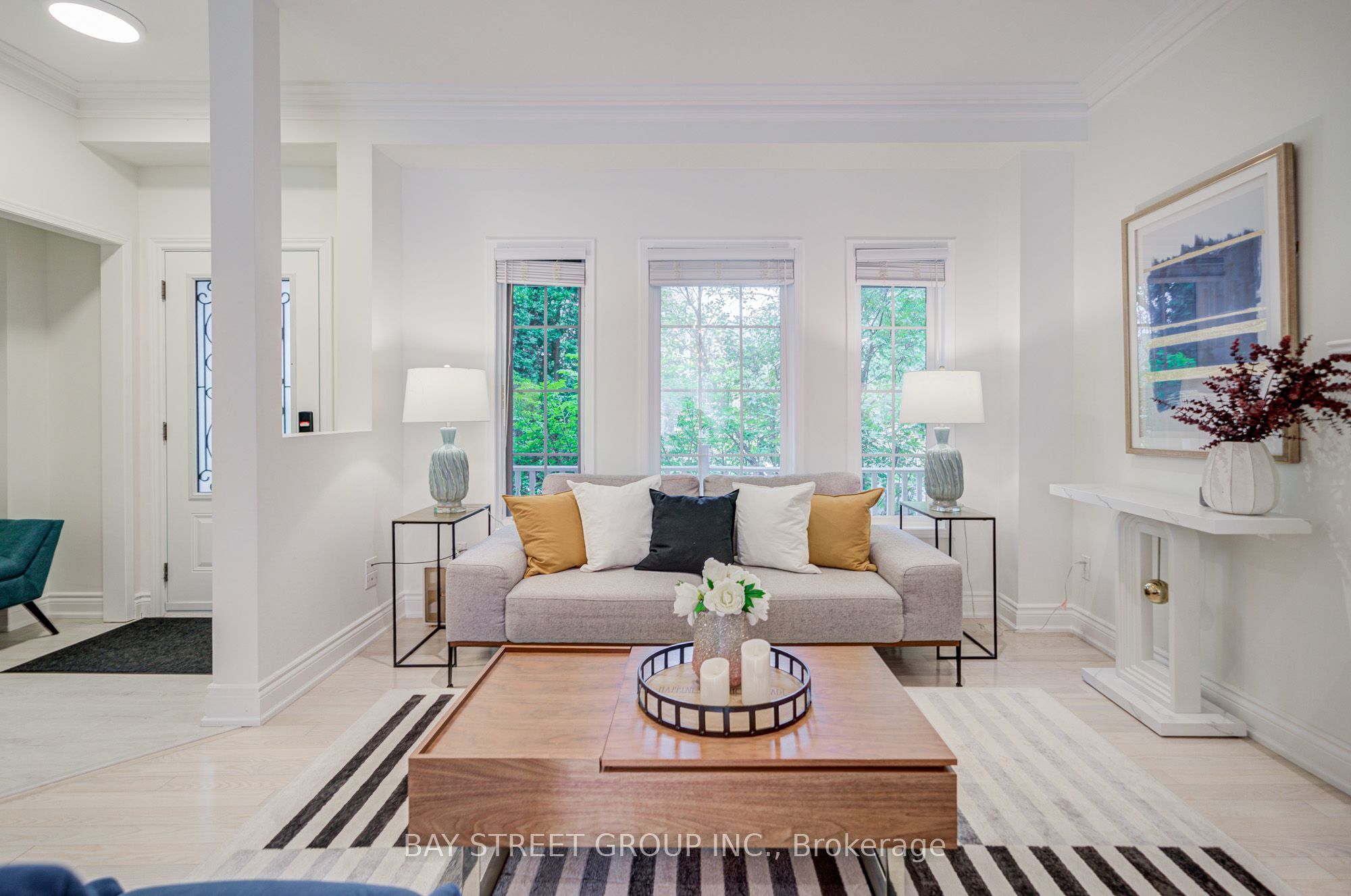 5 Luxton Avenue Property Photo 6