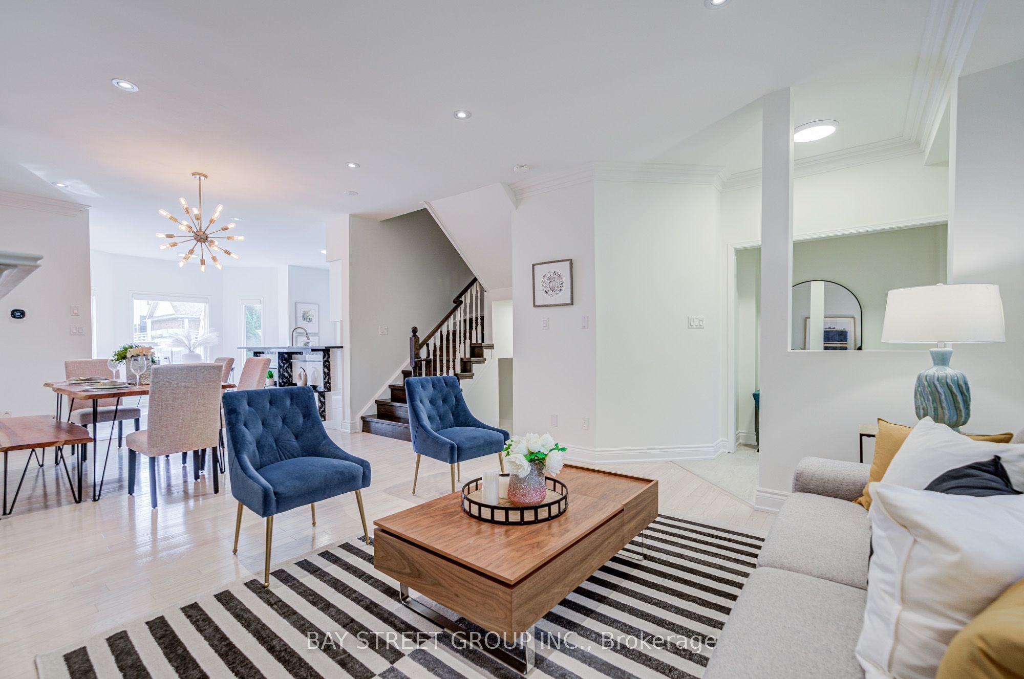 5 Luxton Avenue Property Photo 8