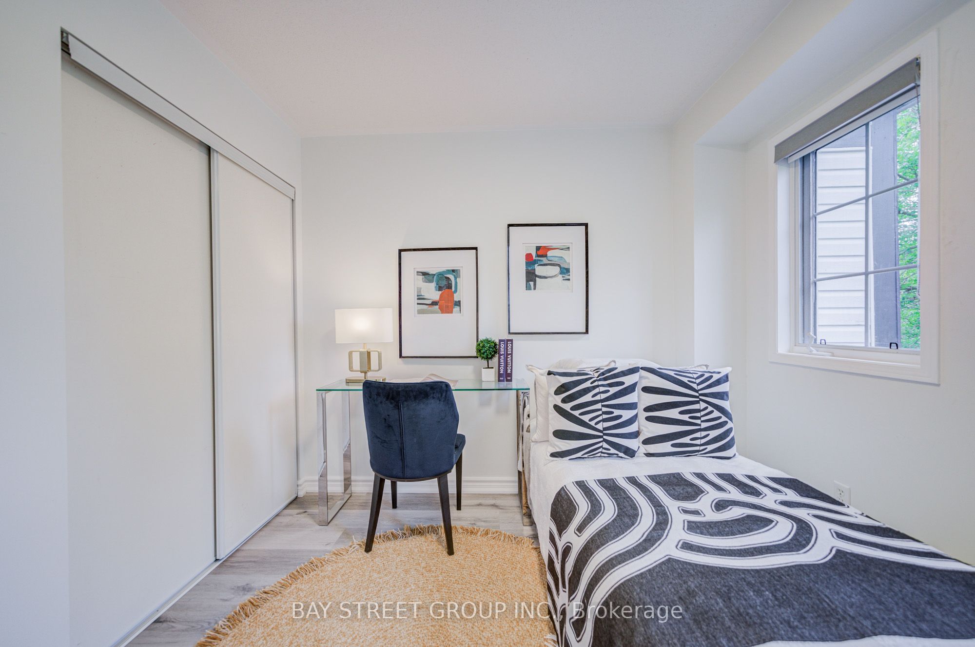 5 Luxton Avenue Property Photo 33
