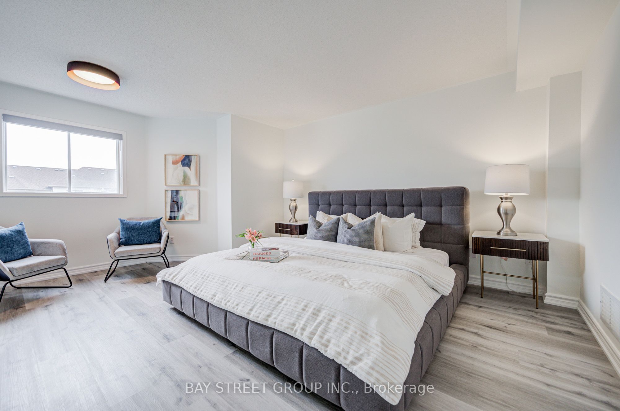 5 Luxton Avenue Property Photo 38