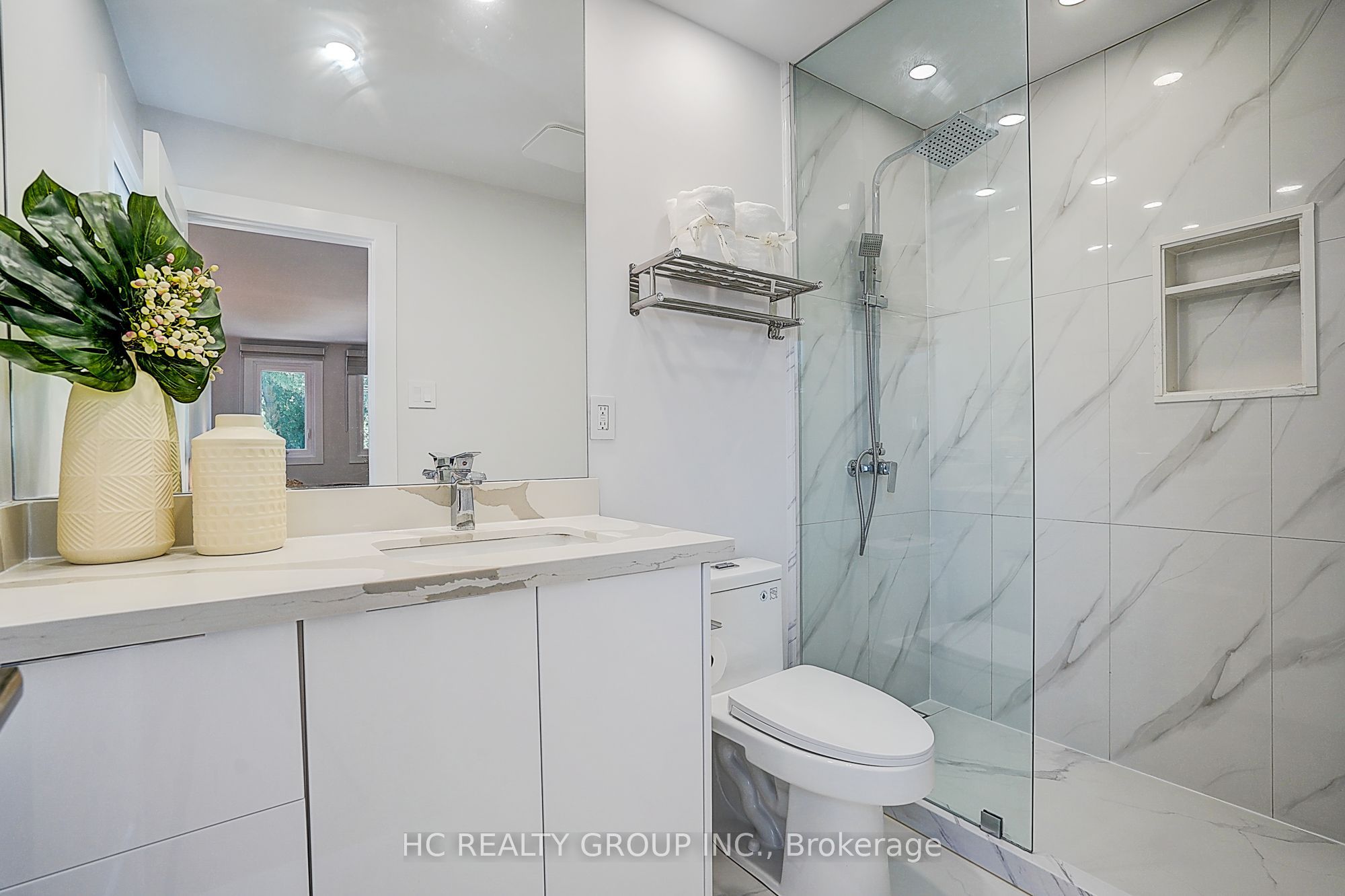 77 Forty Second Street Property Photo 32