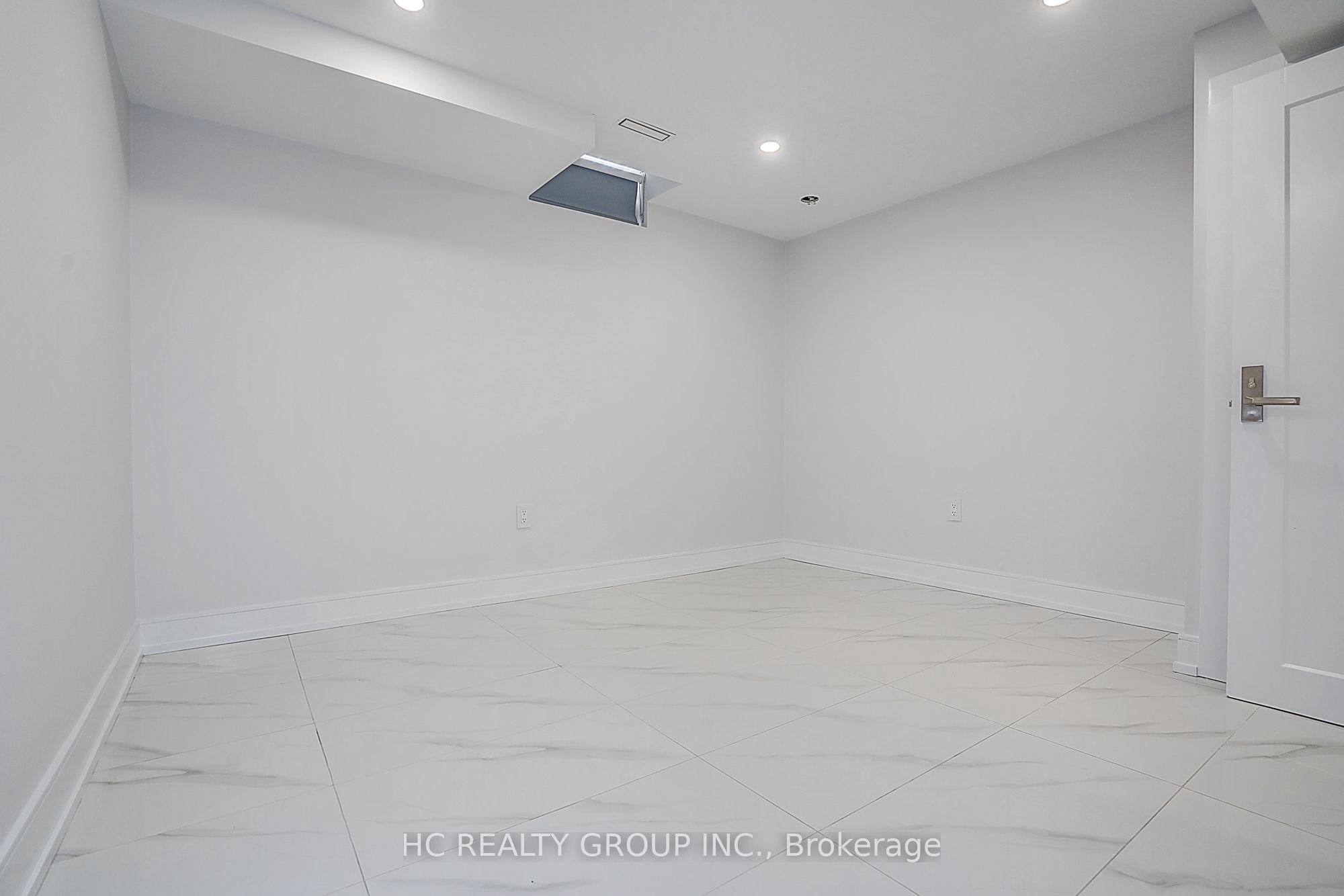 77 Forty Second Street Property Photo 45