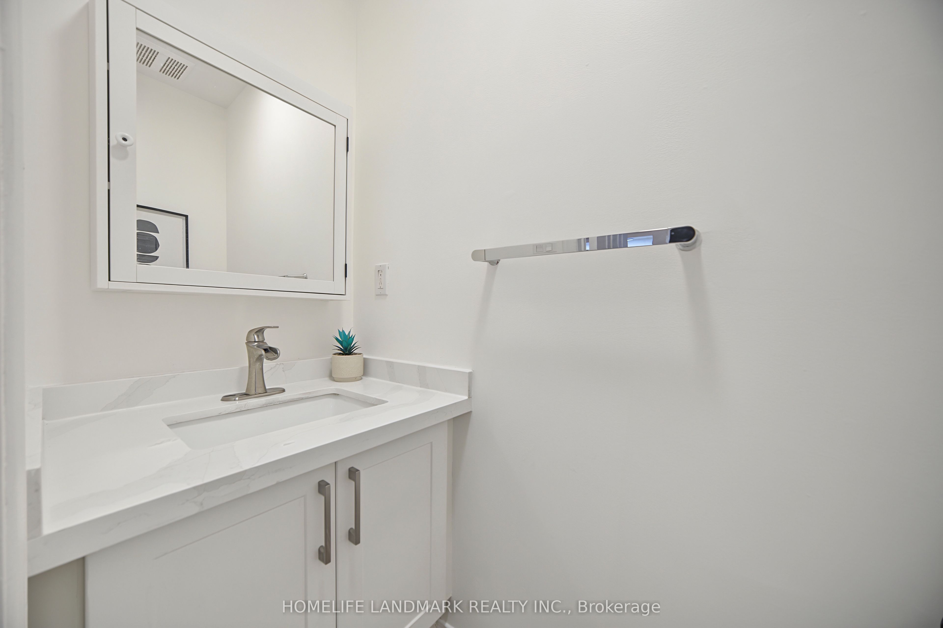 40 Silver Linden Drive Property Photo 15