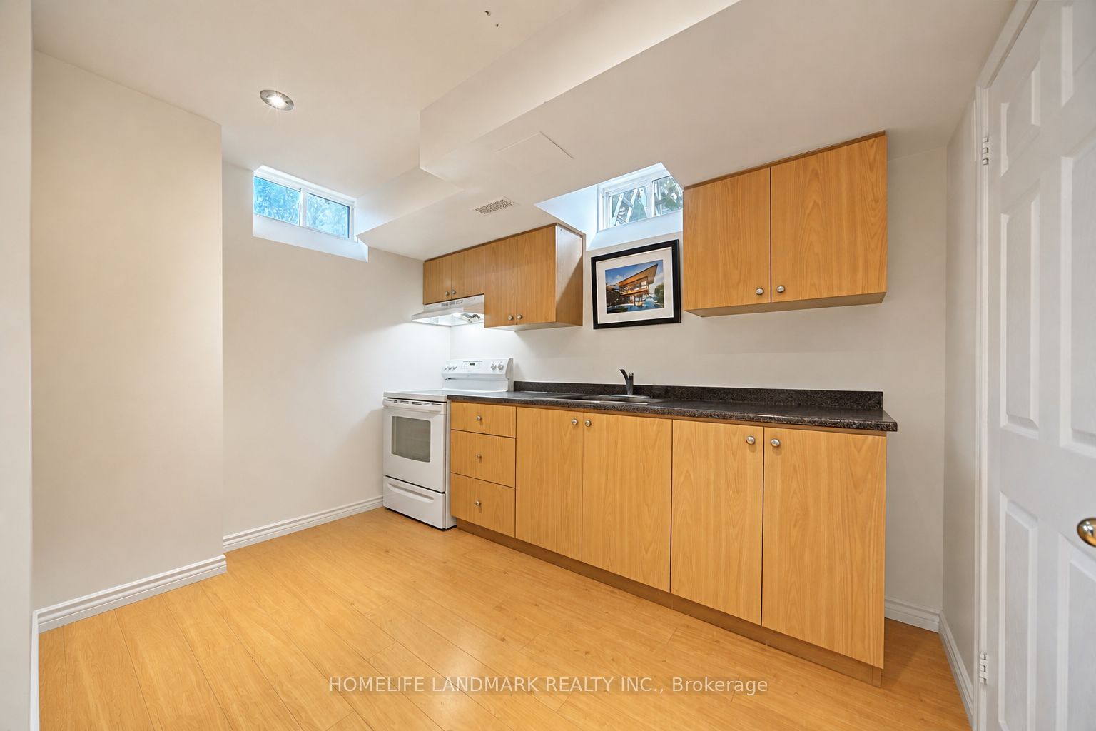40 Silver Linden Drive Property Photo 27