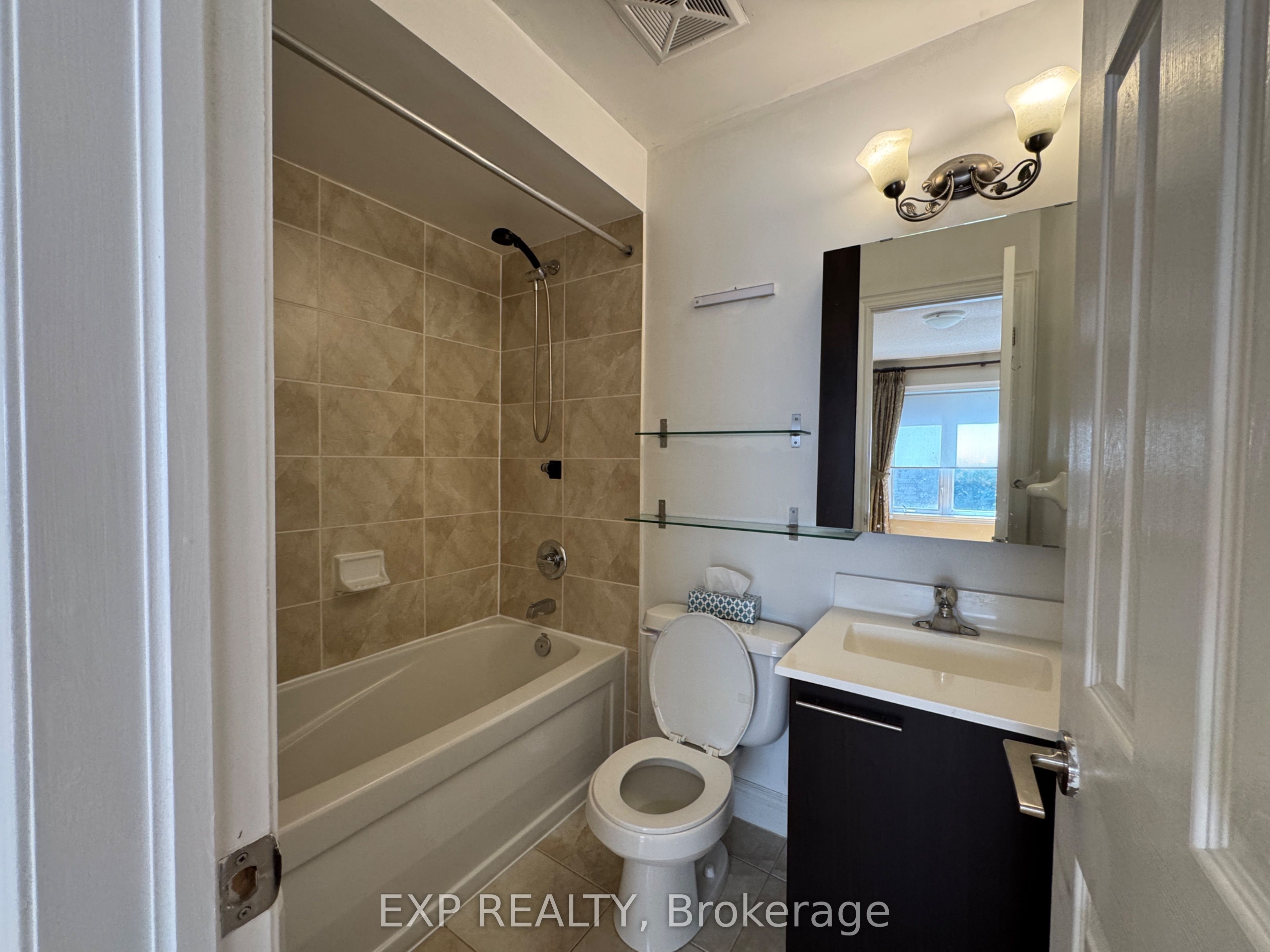 57 Galleria Parkway Property Photo 10