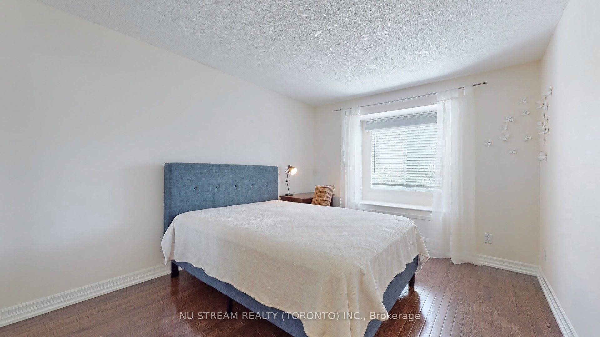 15 Bond Crescent Property Photo 22