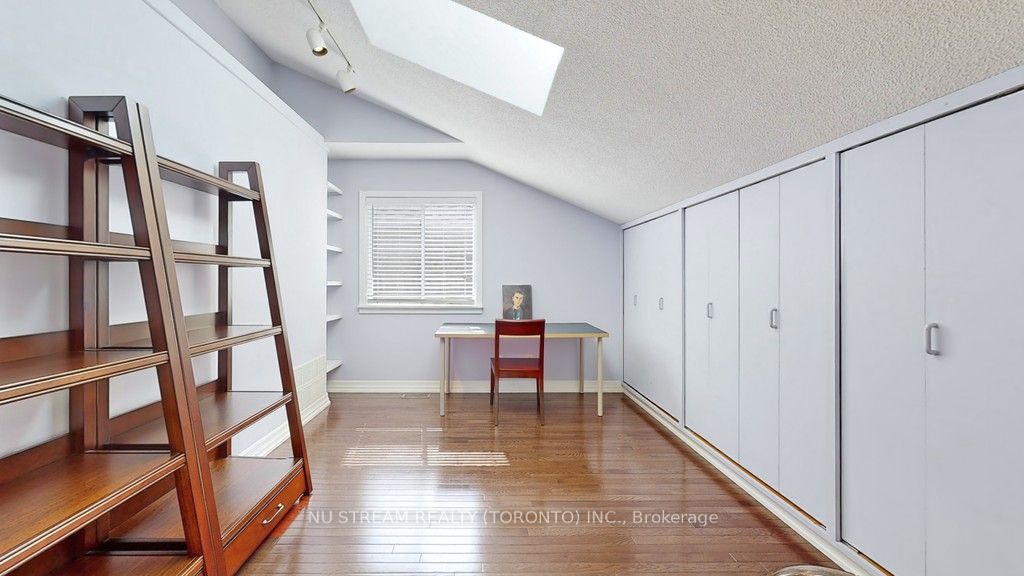15 Bond Crescent Property Photo 30