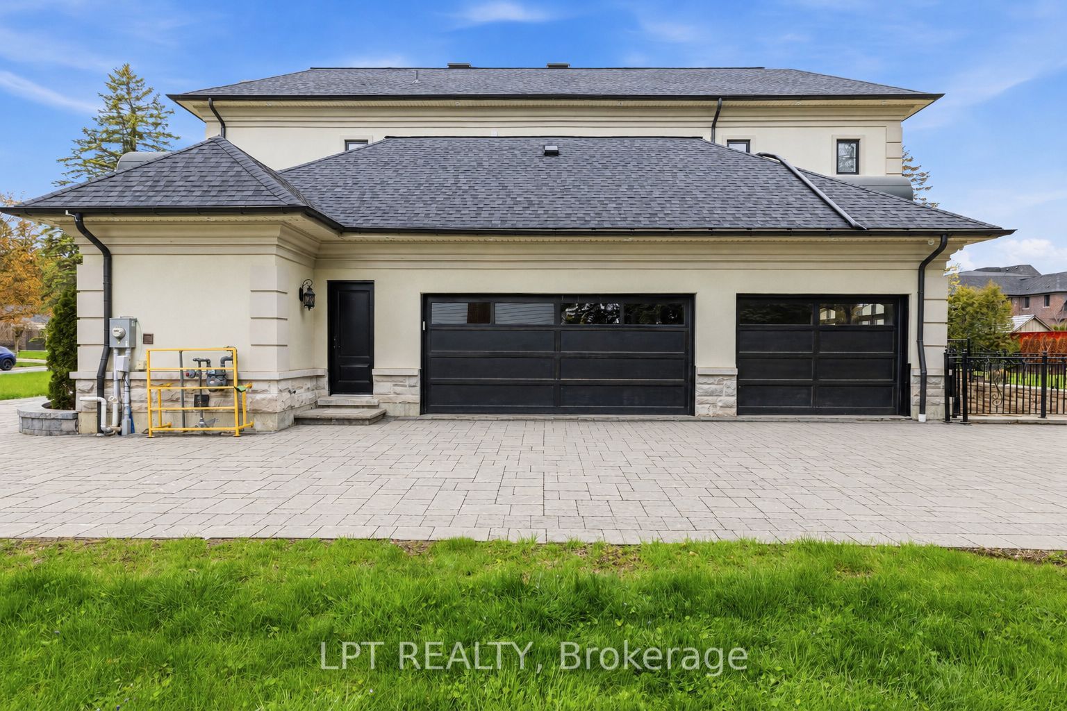 256 Patricia Drive Property Photo 4