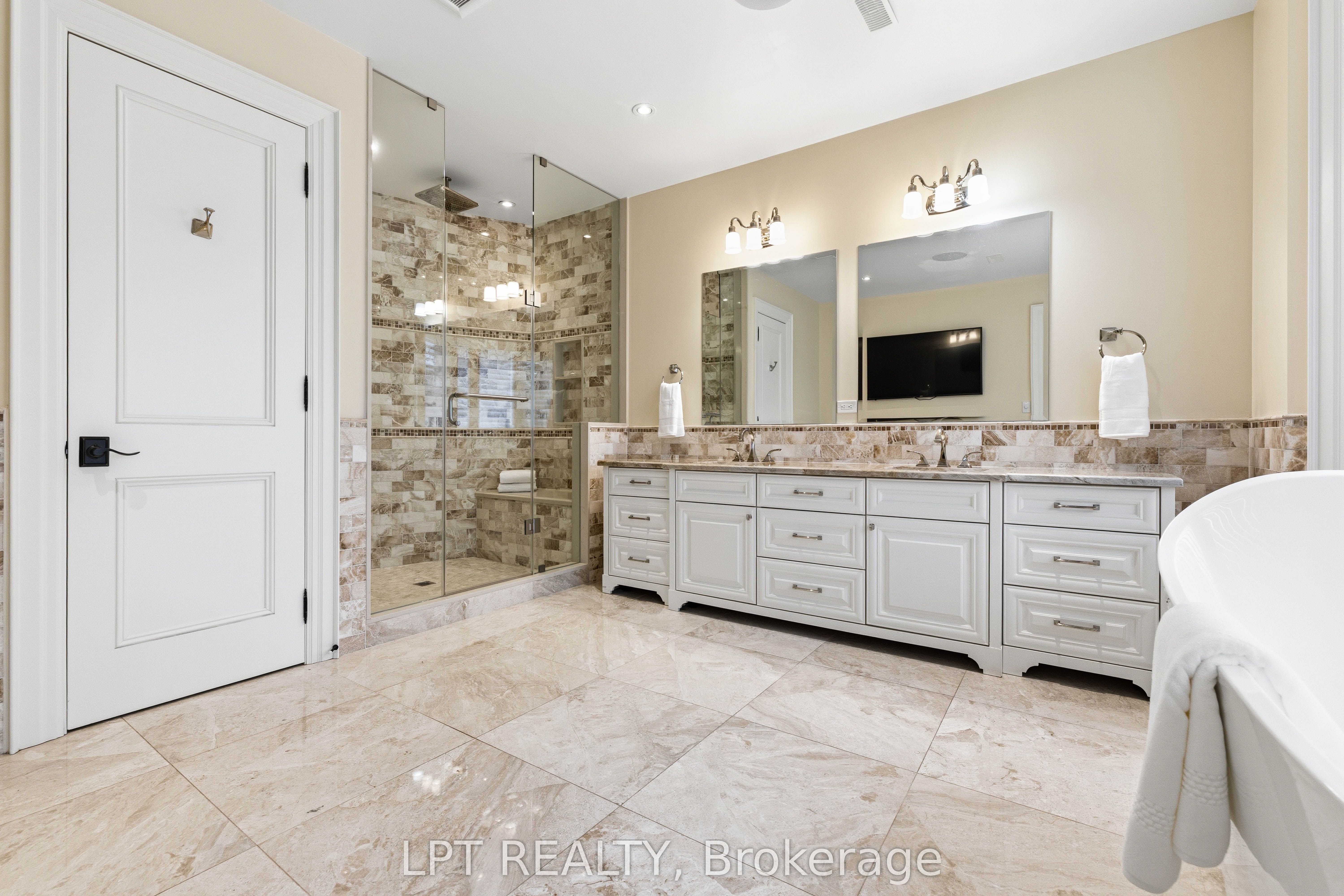 256 Patricia Drive Property Photo 29