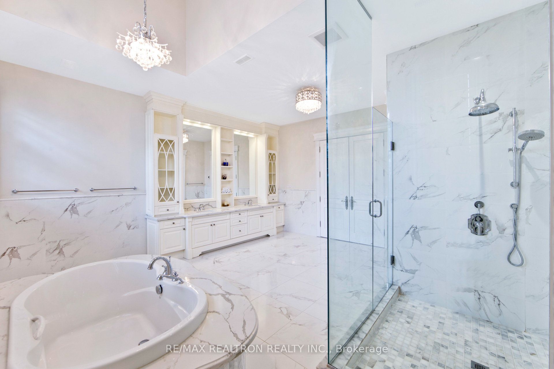 138 Centre Street Property Photo 37