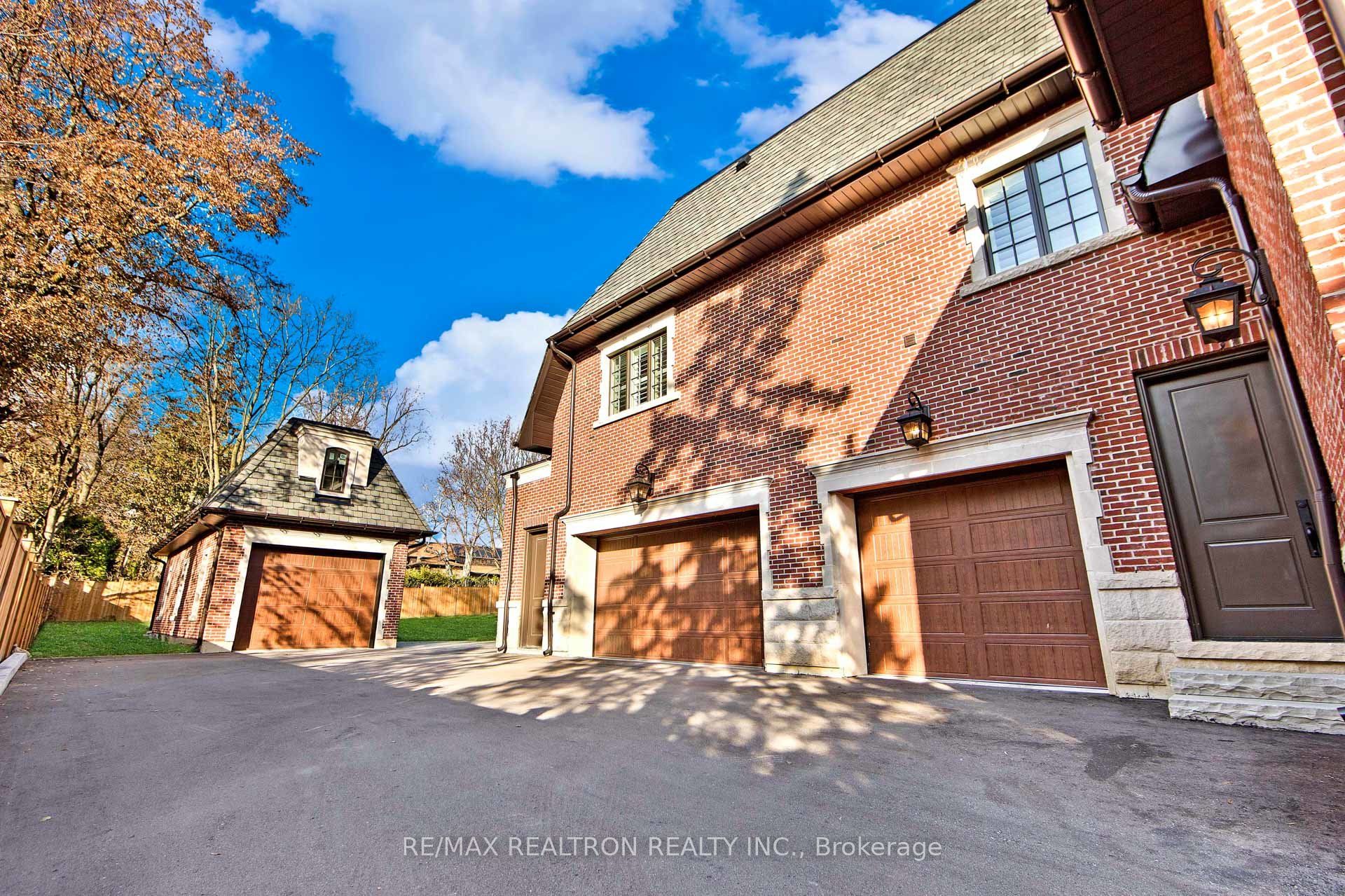 138 Centre Street Property Photo 40