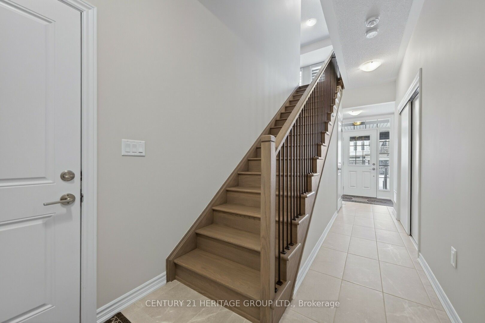 6 Mel Irving Drive Property Photo 4