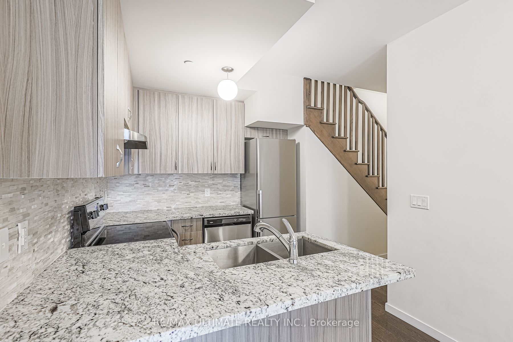600 Alex Gardner Circle 109 Property Photo 11
