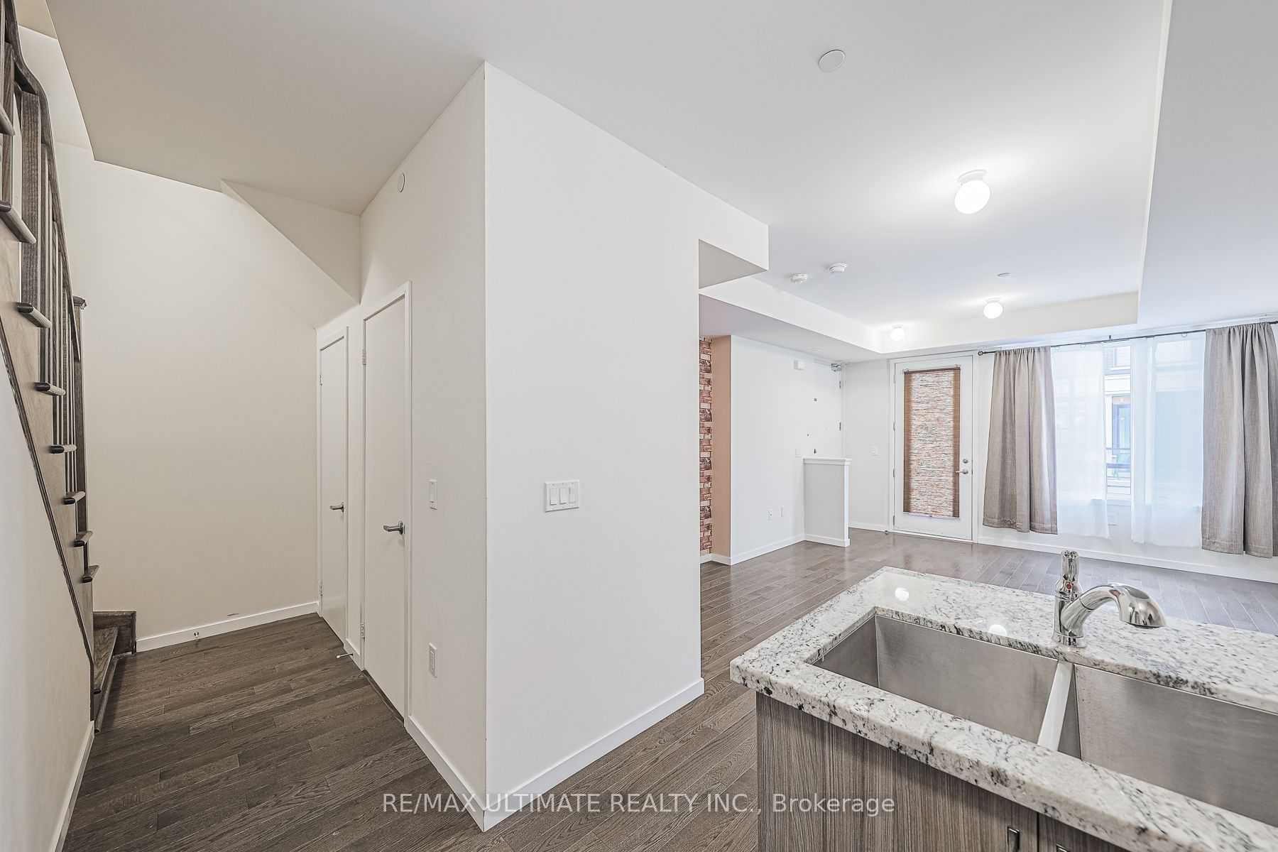 600 Alex Gardner Circle 109 Property Photo 13