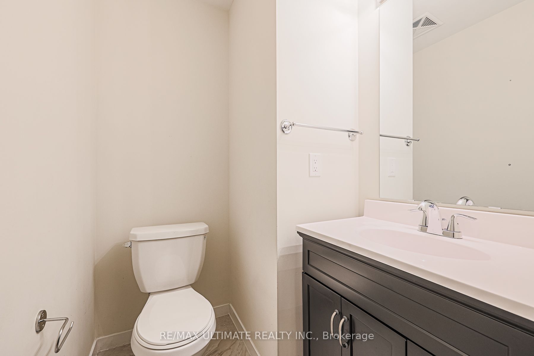 600 Alex Gardner Circle 109 Property Photo 14