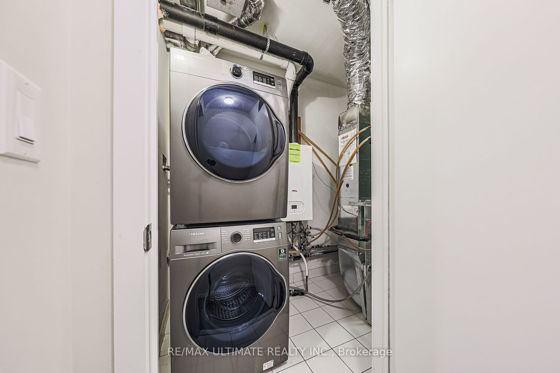 600 Alex Gardner Circle 109 Property Photo 17