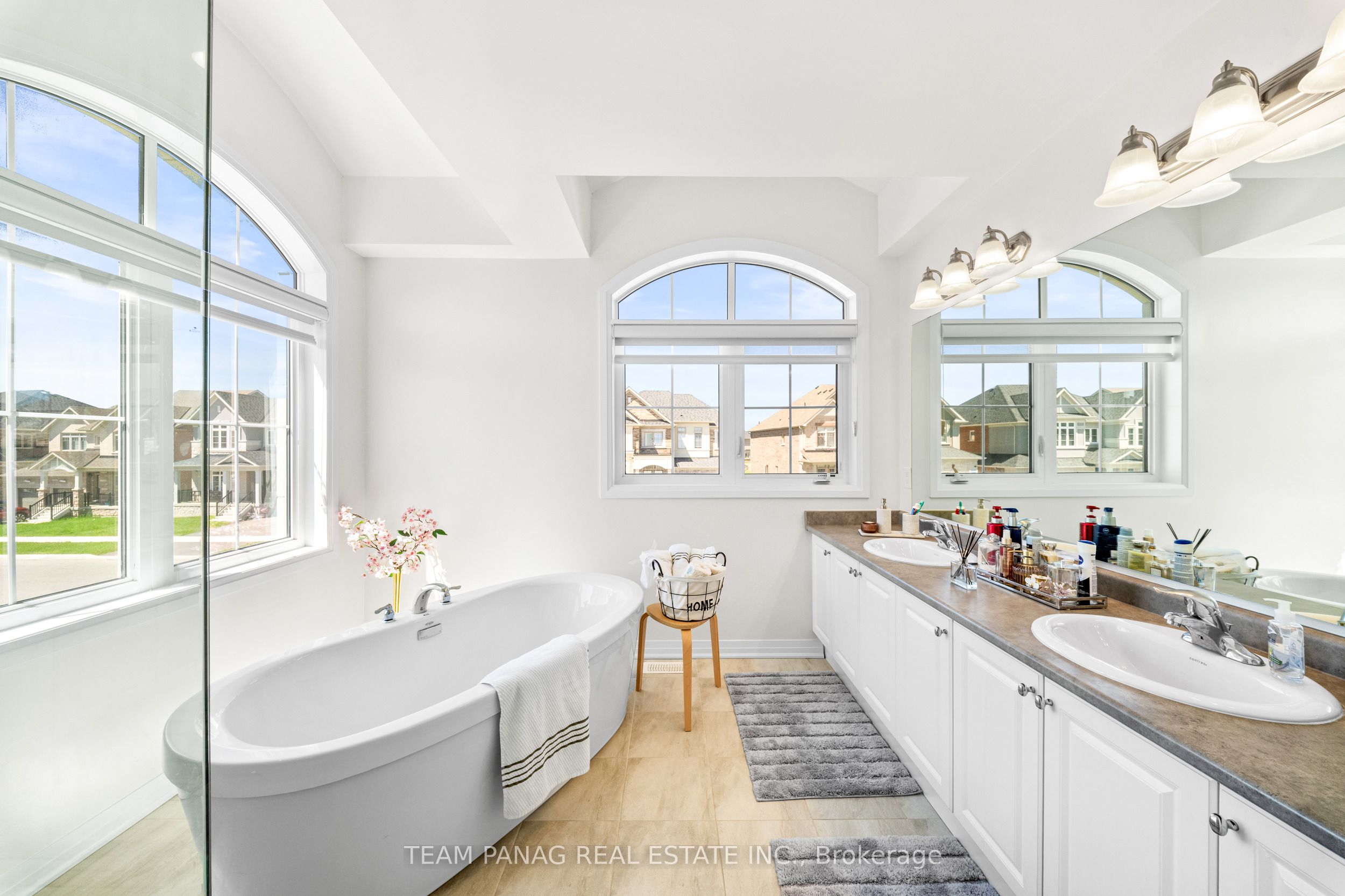 1614 Sharpe Street E Property Photo 20