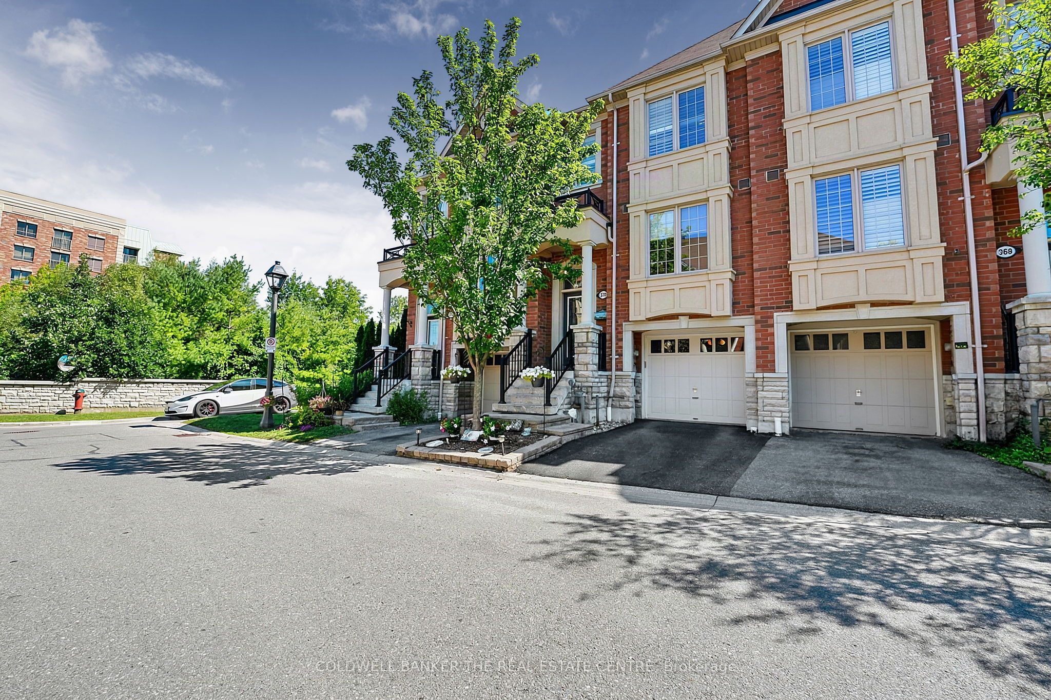 370 Doak Lane Property Photo 1