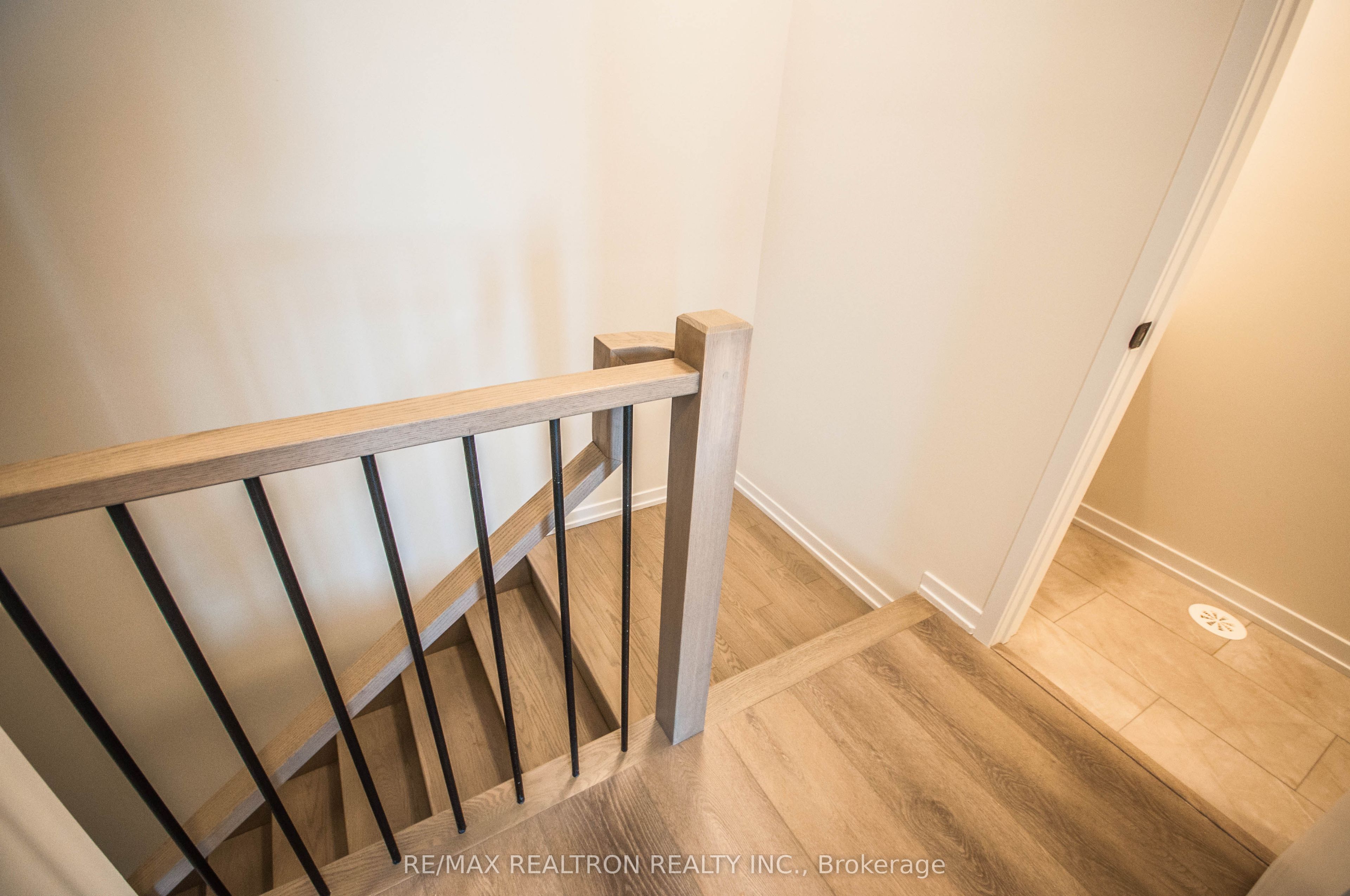 68 Matawin Lane Property Photo 8