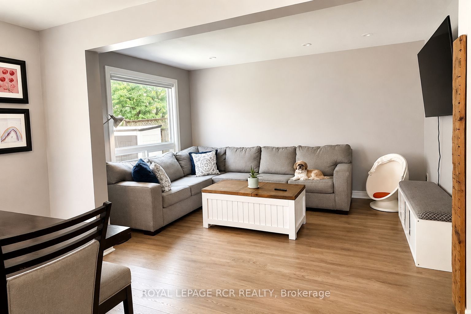 19 Riverley Lane N Property Photo 5