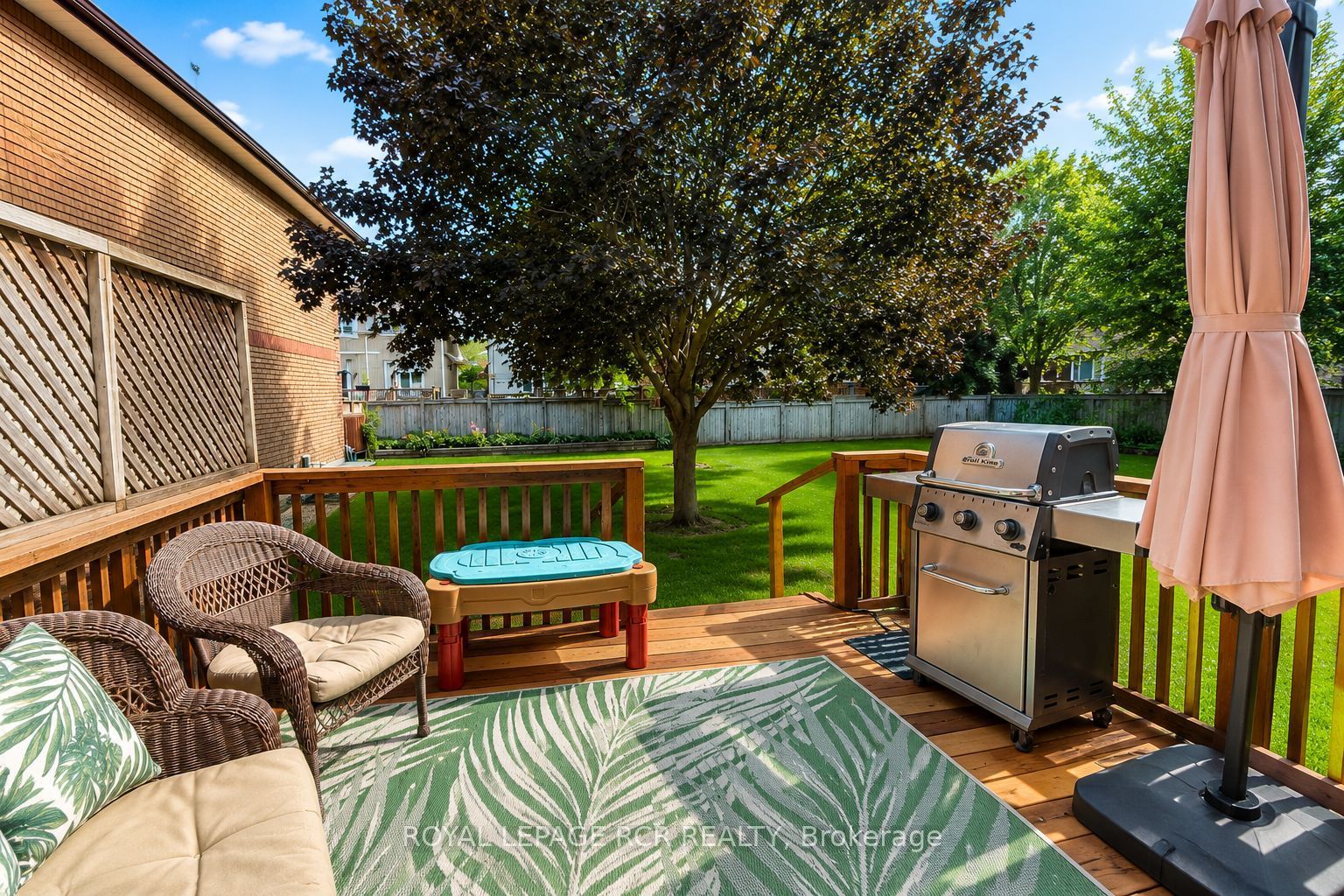 19 Riverley Lane N Property Photo 12
