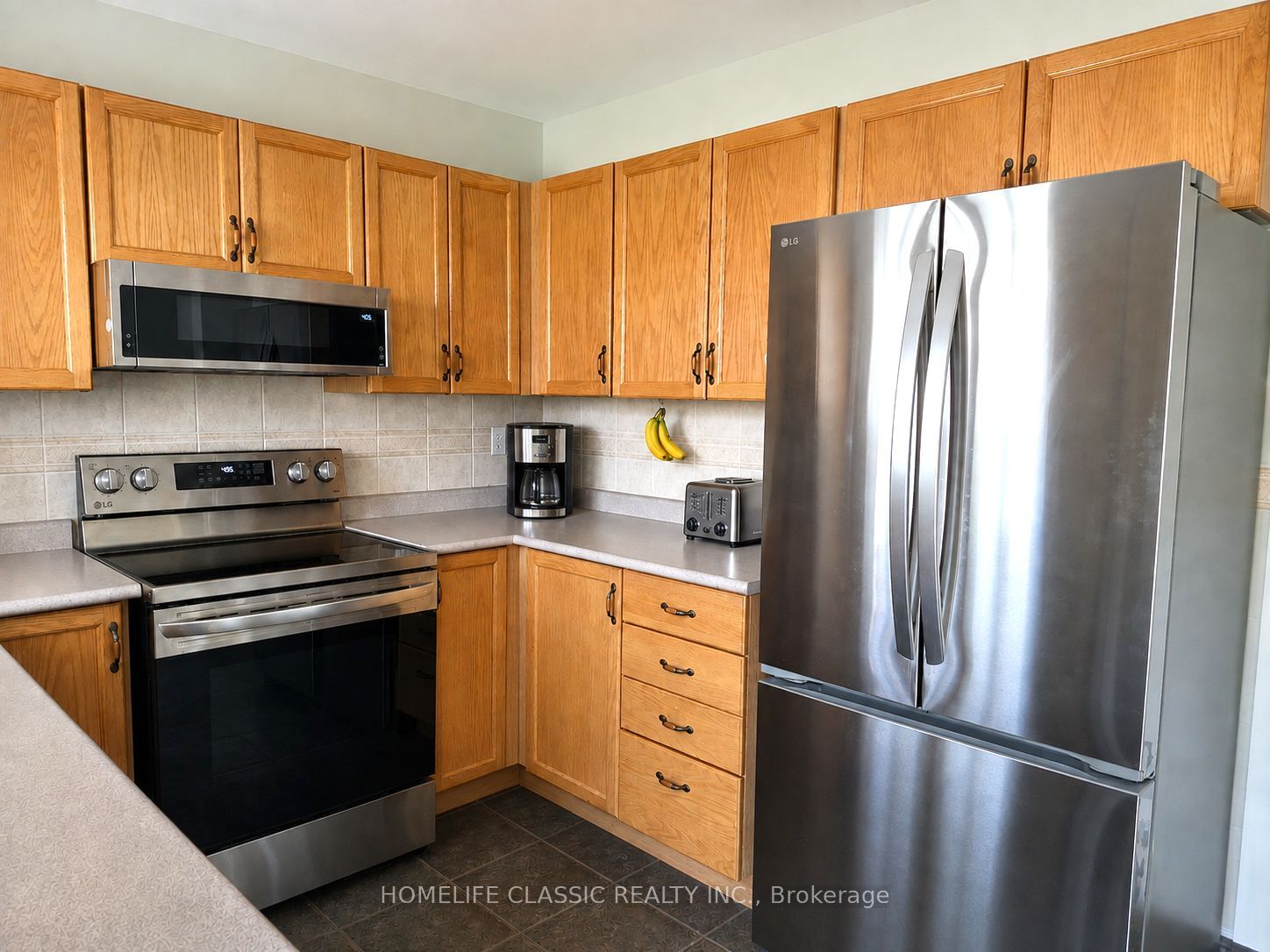 44 Wildberry Crescent Property Photo 7