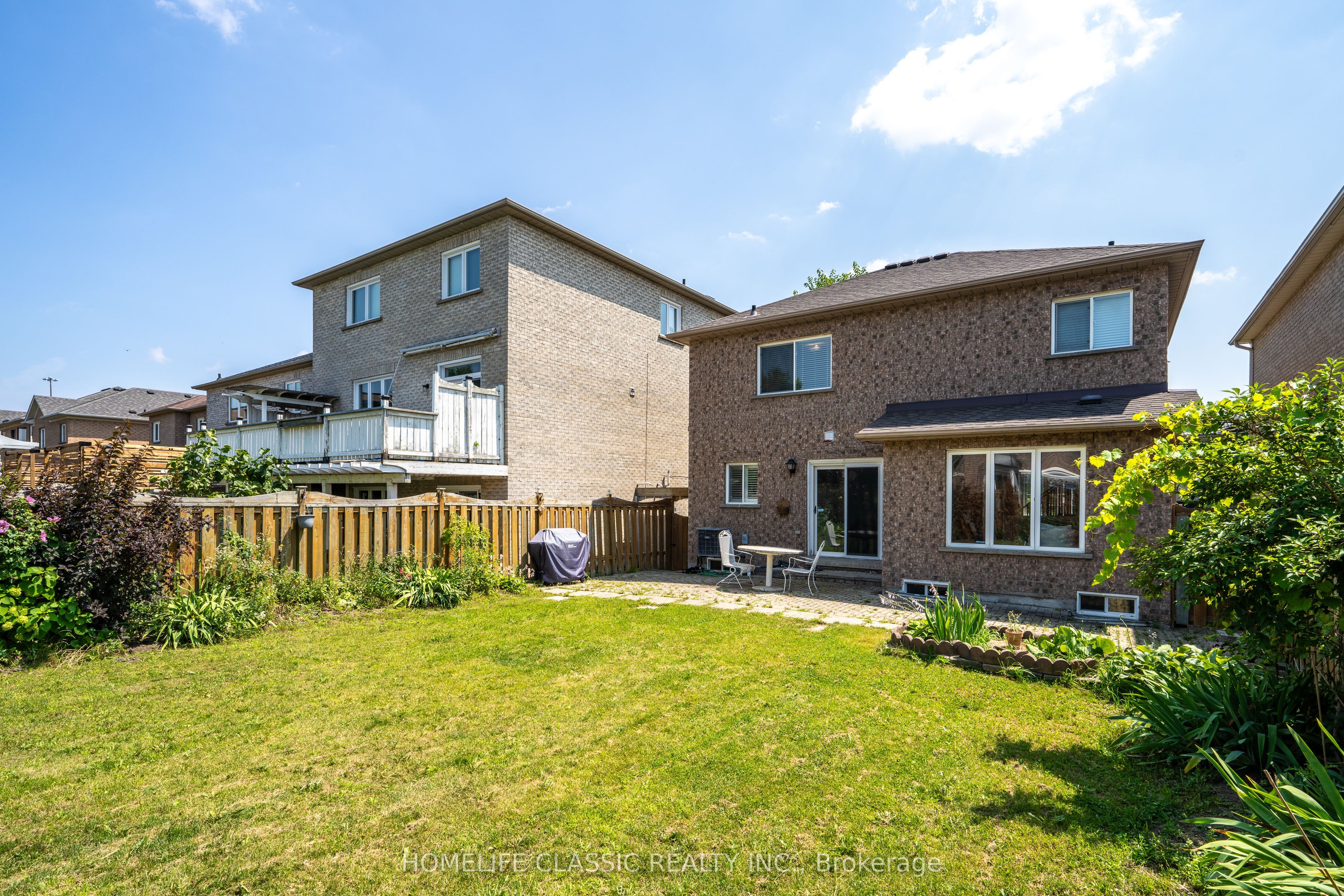 44 Wildberry Crescent Property Photo 15