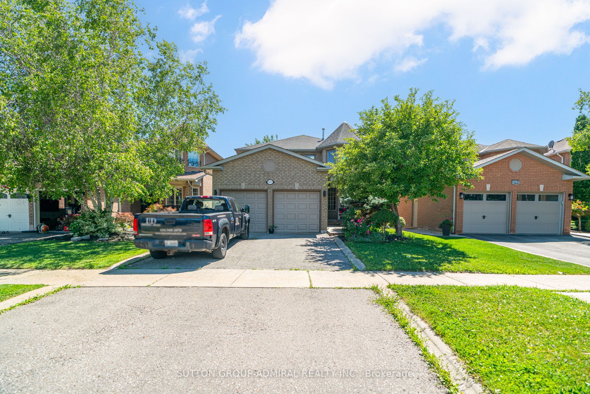 8890 Martin Grove Road Property Photo 1
