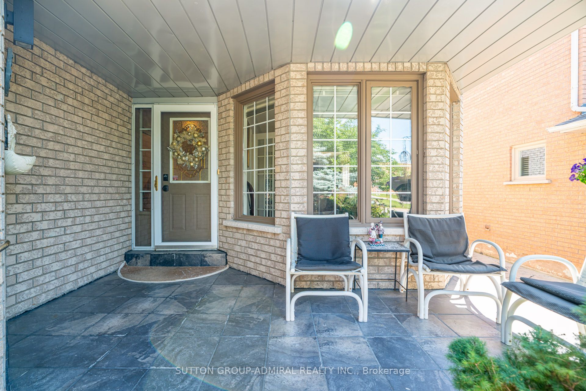 8890 Martin Grove Road Property Photo 7