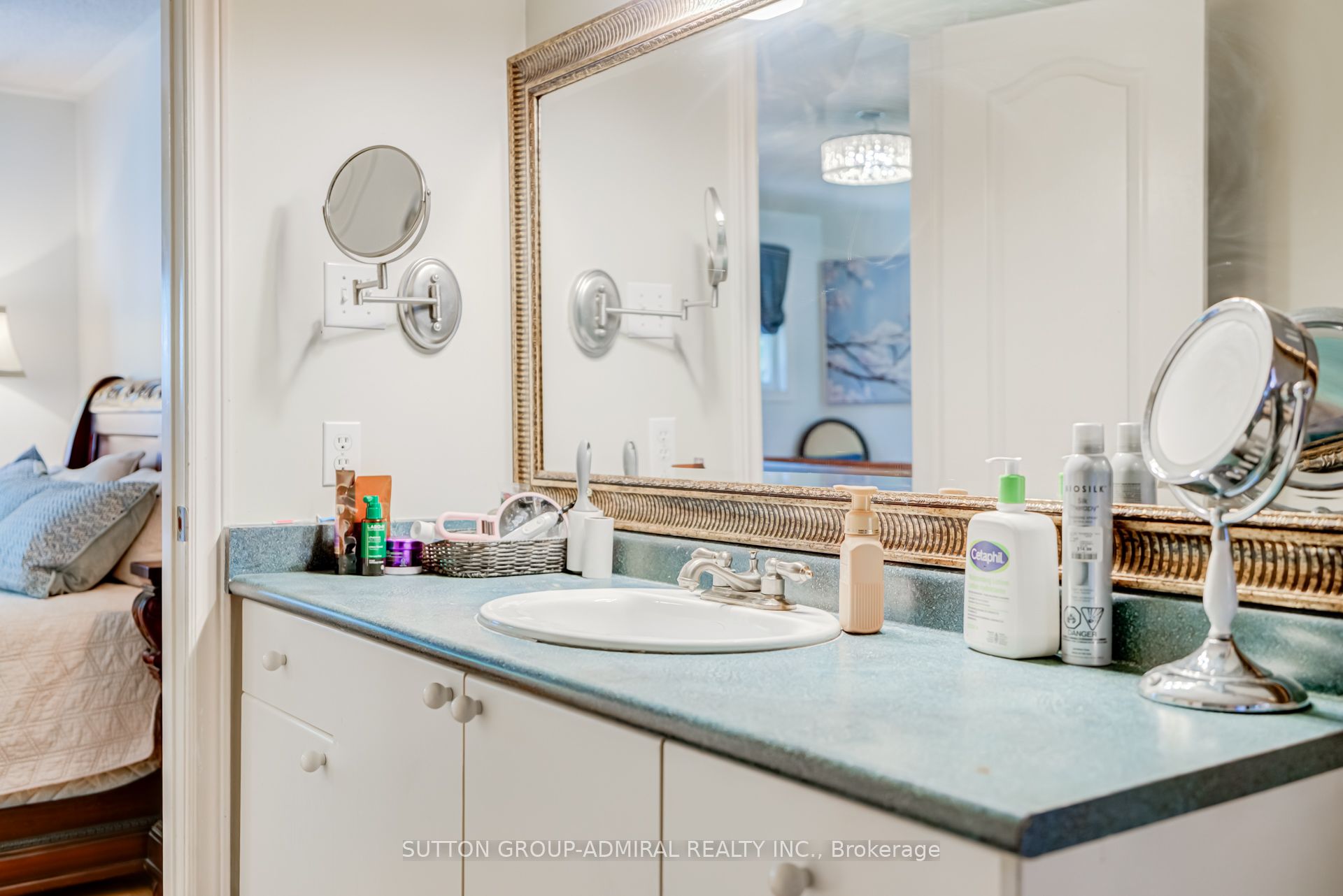 8890 Martin Grove Road Property Photo 37