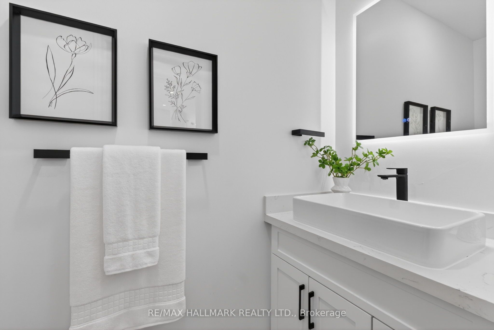 57 Saint Nicholas Crescent Property Photo 22