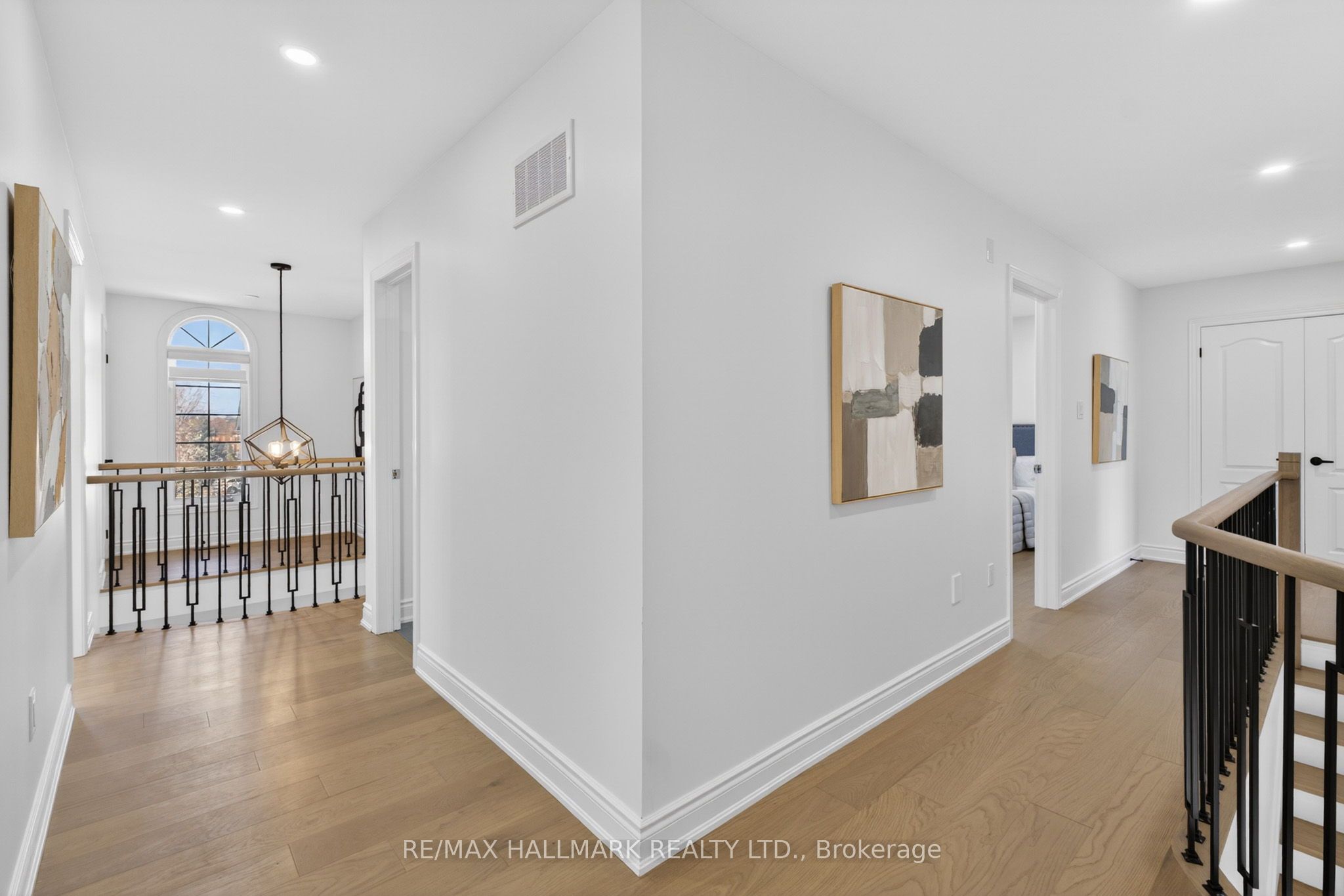 57 Saint Nicholas Crescent Property Photo 35