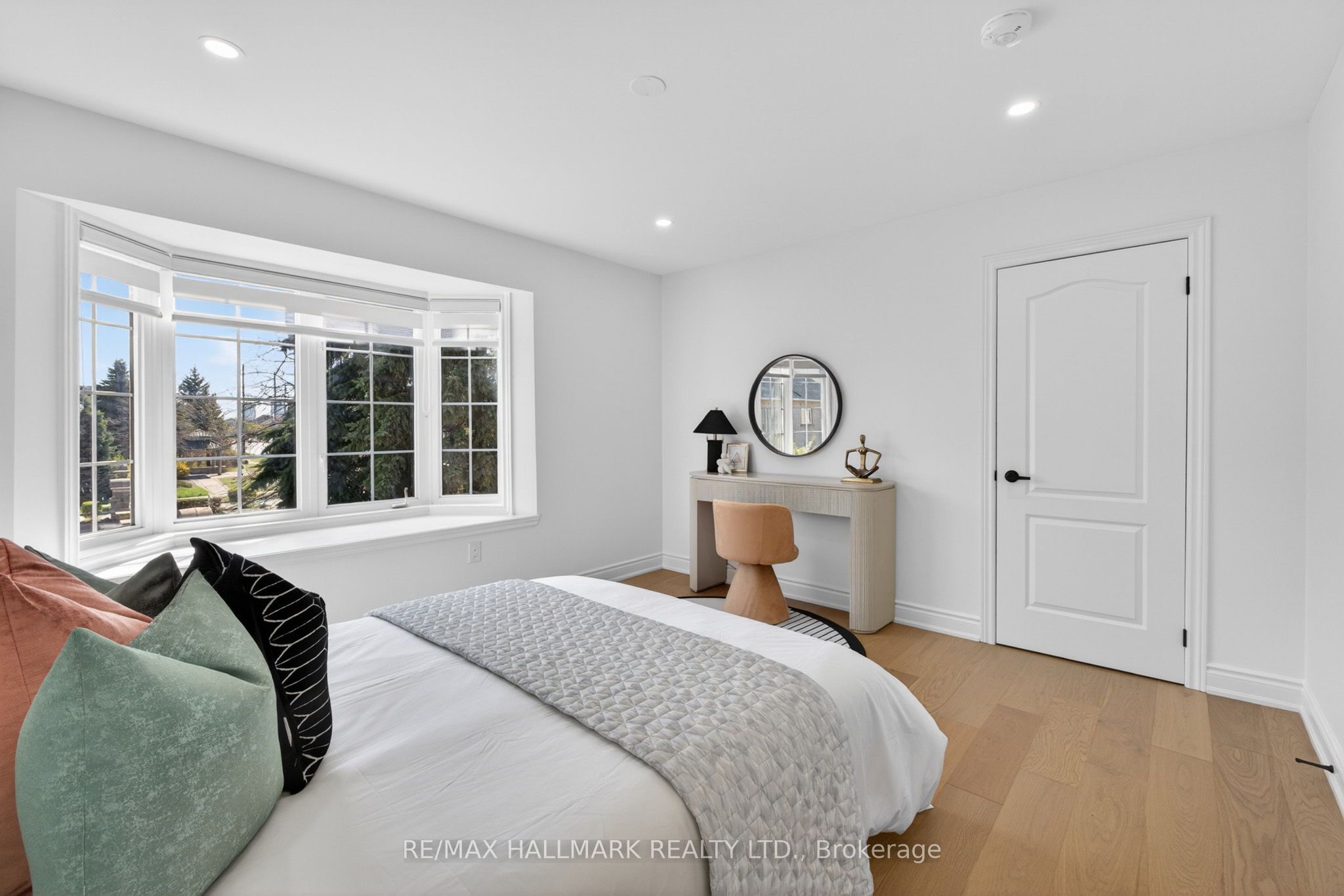 57 Saint Nicholas Crescent Property Photo 41
