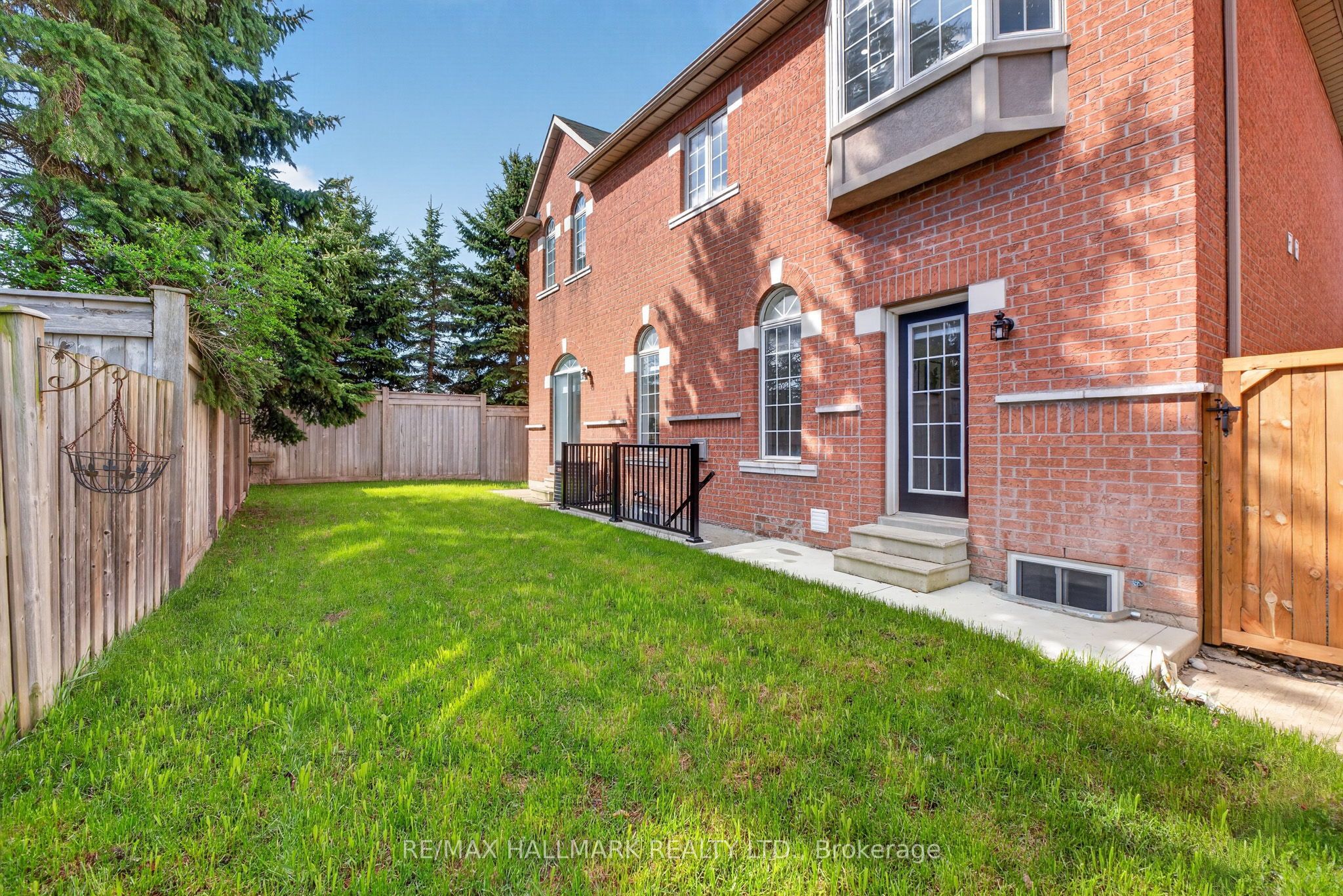 57 Saint Nicholas Crescent Property Photo 49